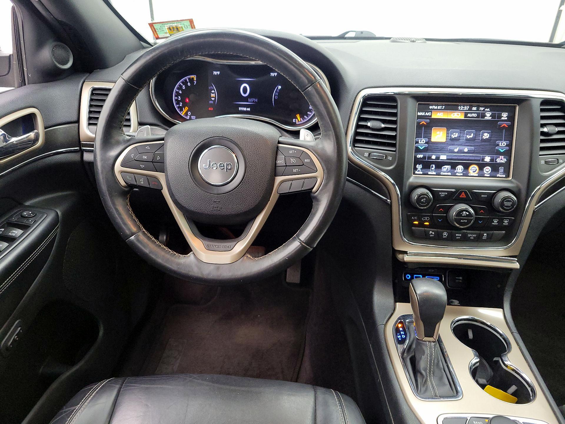 Thumbnail: 2016 Jeep Grand Cherokee - 10