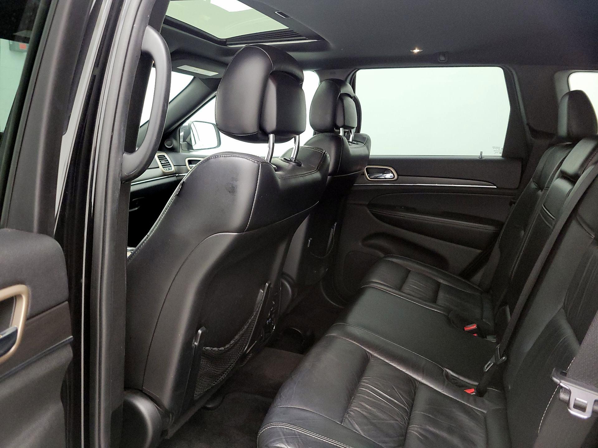 Thumbnail: 2016 Jeep Grand Cherokee - 20