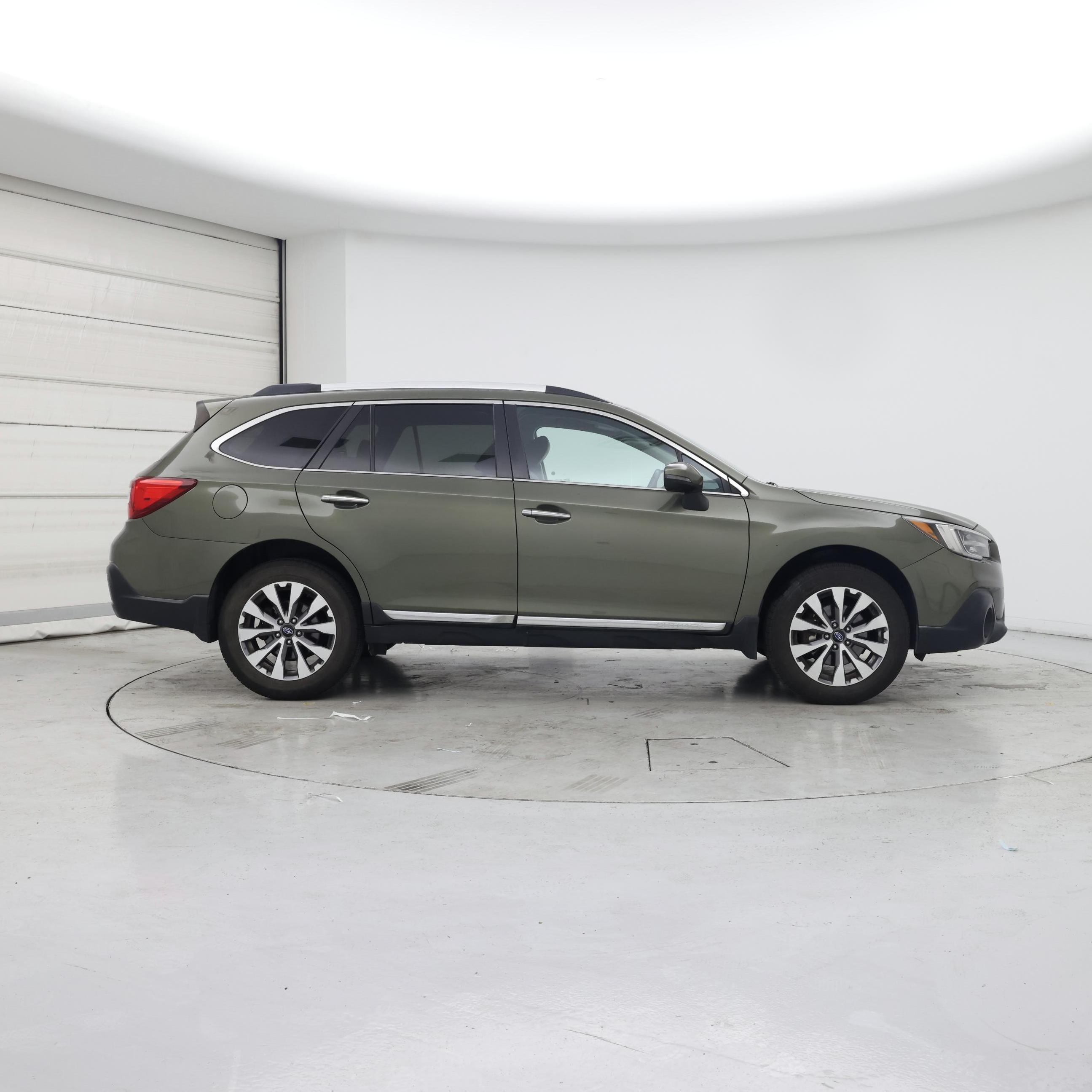 Thumbnail: 2018 Subaru Outback - 7