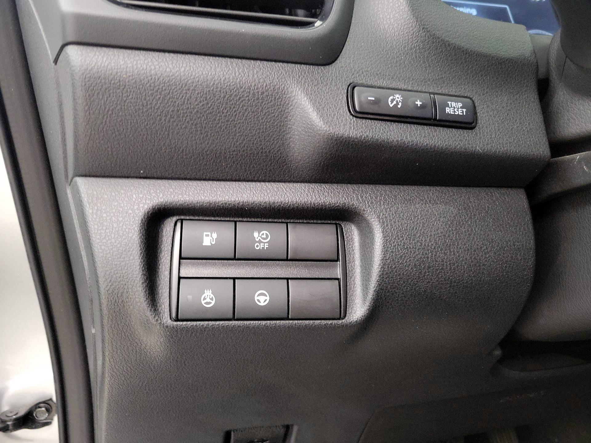 Thumbnail: 2023 Nissan Leaf - 13