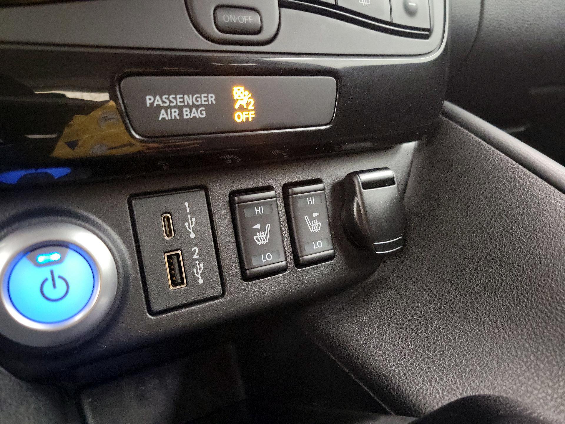 Thumbnail: 2023 Nissan Leaf - 18
