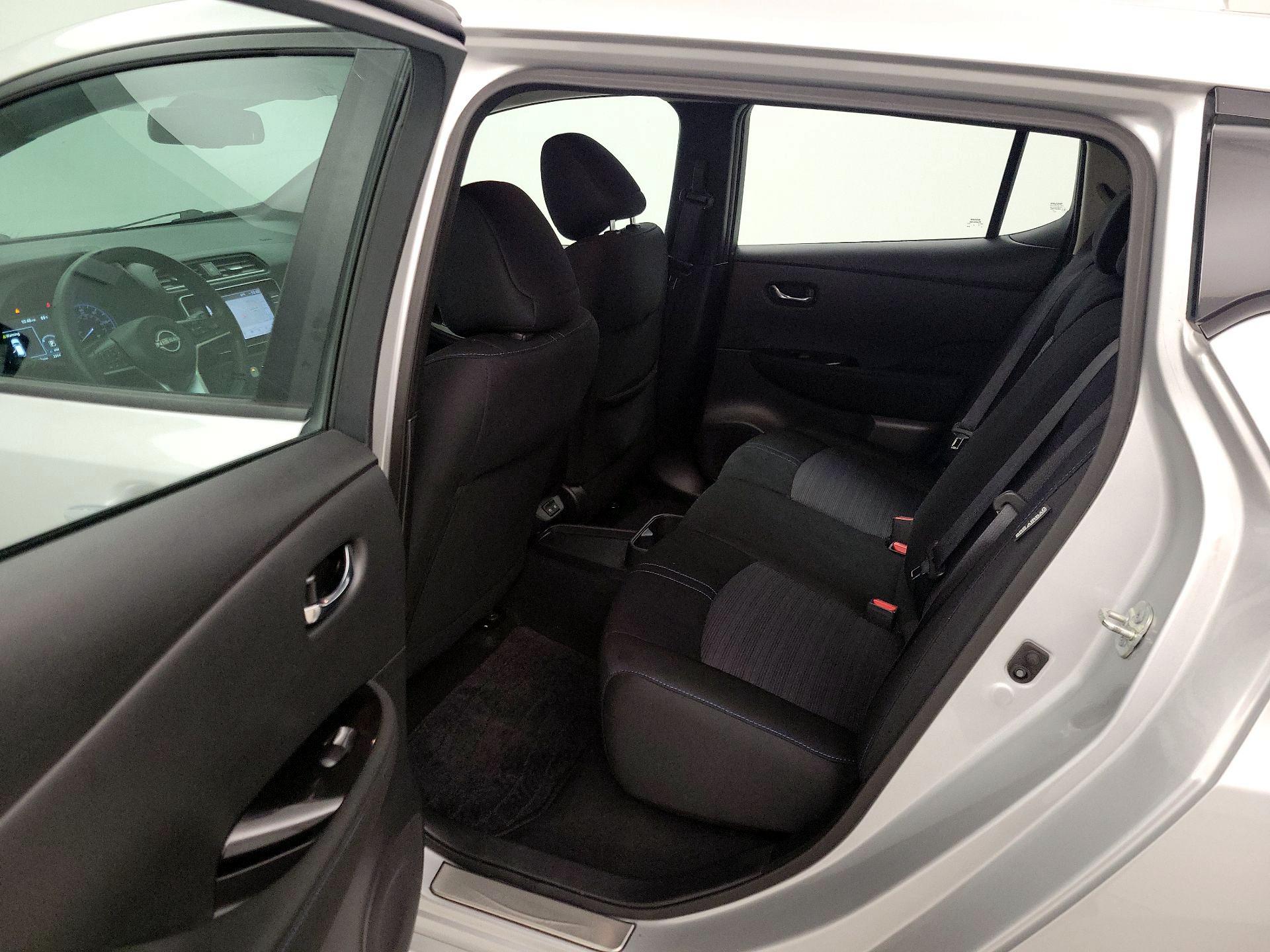 Thumbnail: 2023 Nissan Leaf - 19