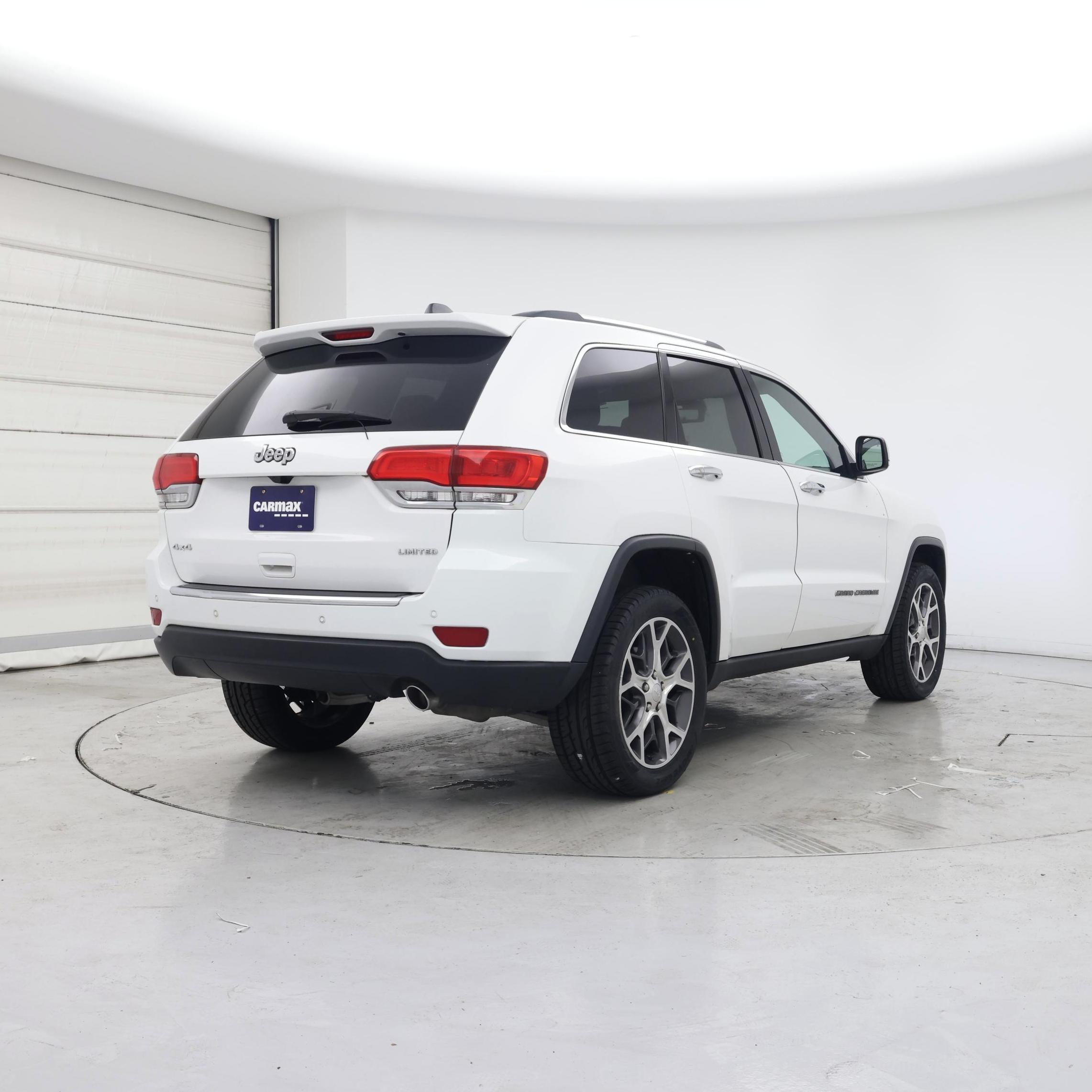 Thumbnail: 2019 Jeep Grand Cherokee - 8