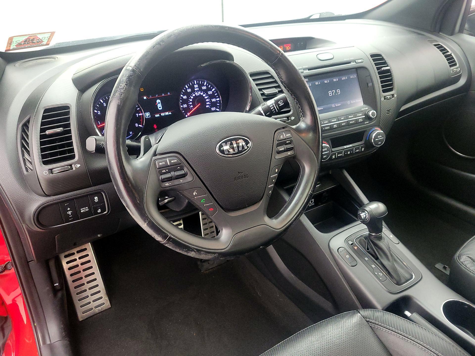 Thumbnail: 2016 Kia Forte - 9