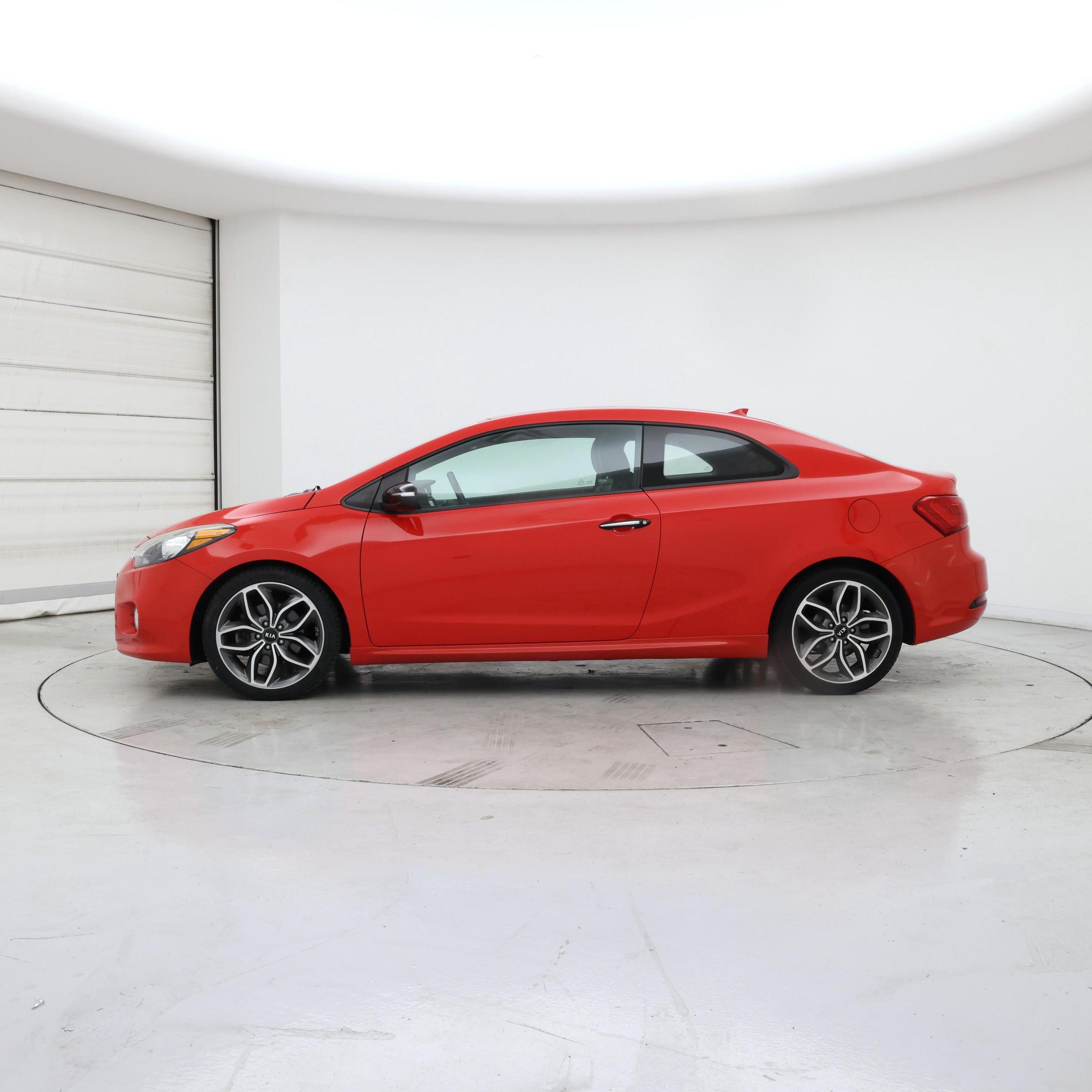 Thumbnail: 2016 Kia Forte - 3