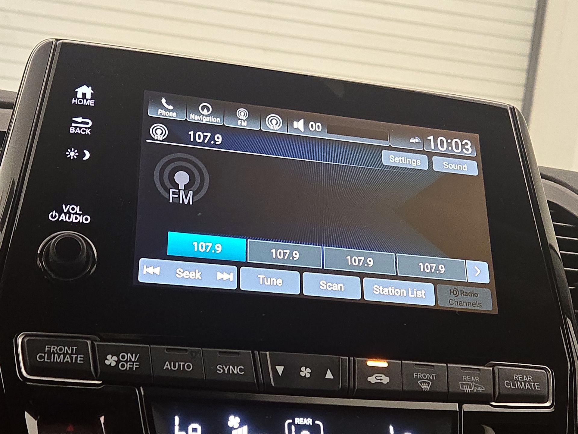 Thumbnail: 2021 Honda Odyssey - 15