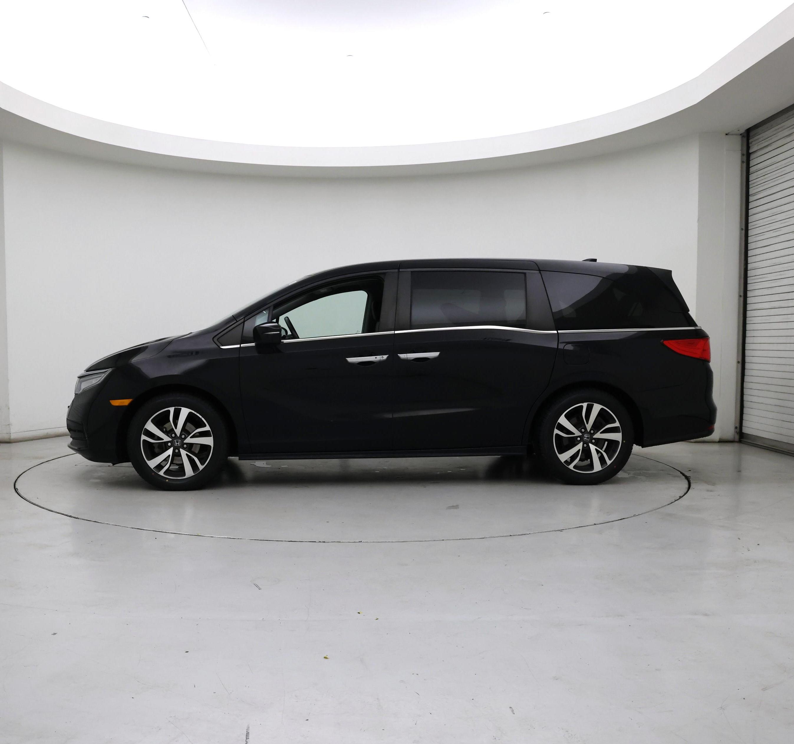 Thumbnail: 2021 Honda Odyssey - 3