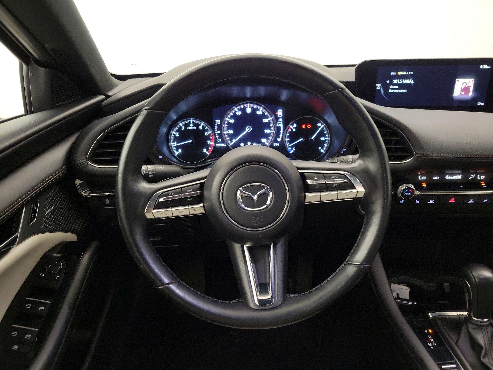 Thumbnail: 2022 Mazda Mazda3 - 10