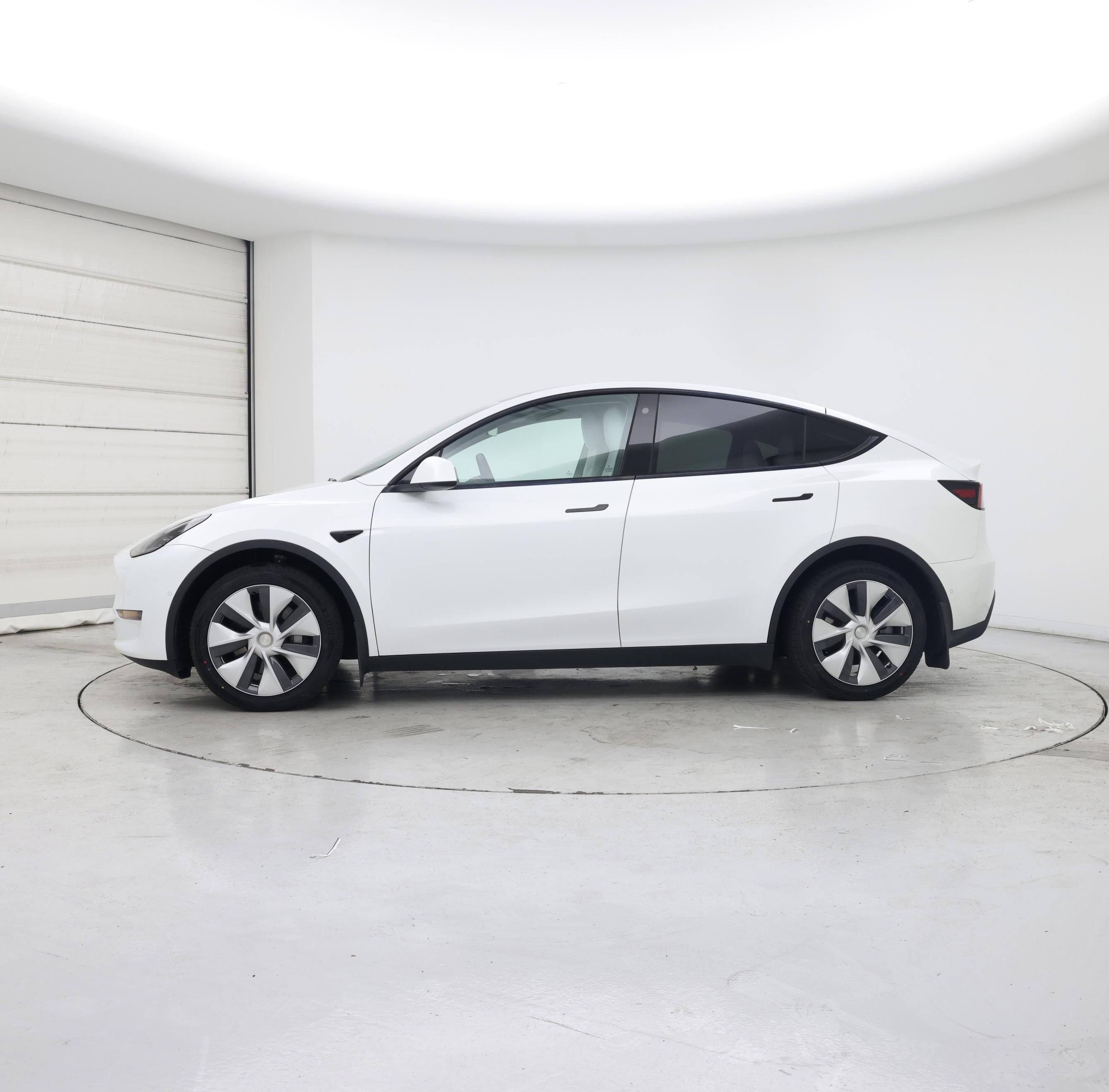 Thumbnail: 2022 Tesla Model Y - 3