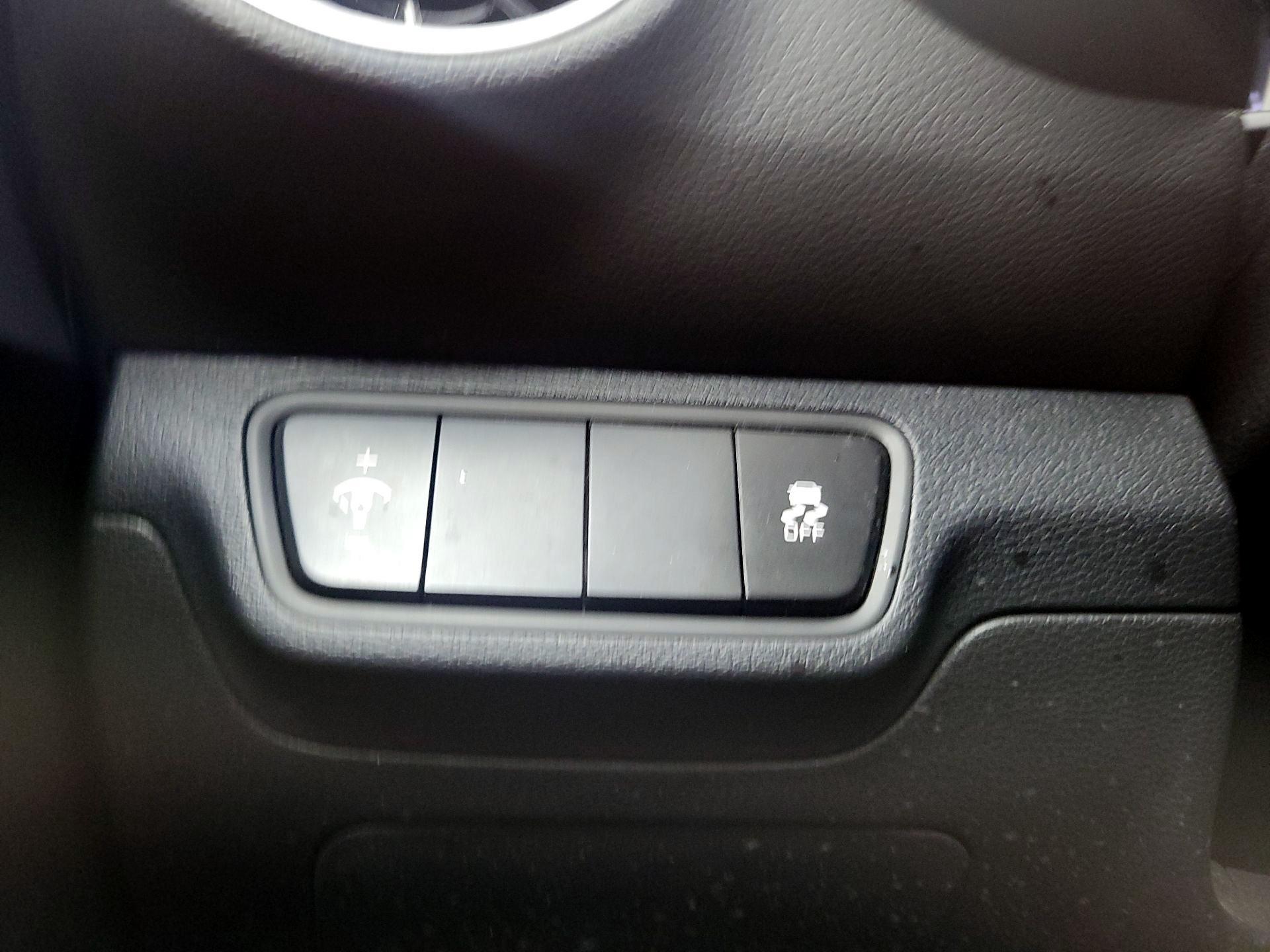 Thumbnail: 2024 Kia Forte - 13