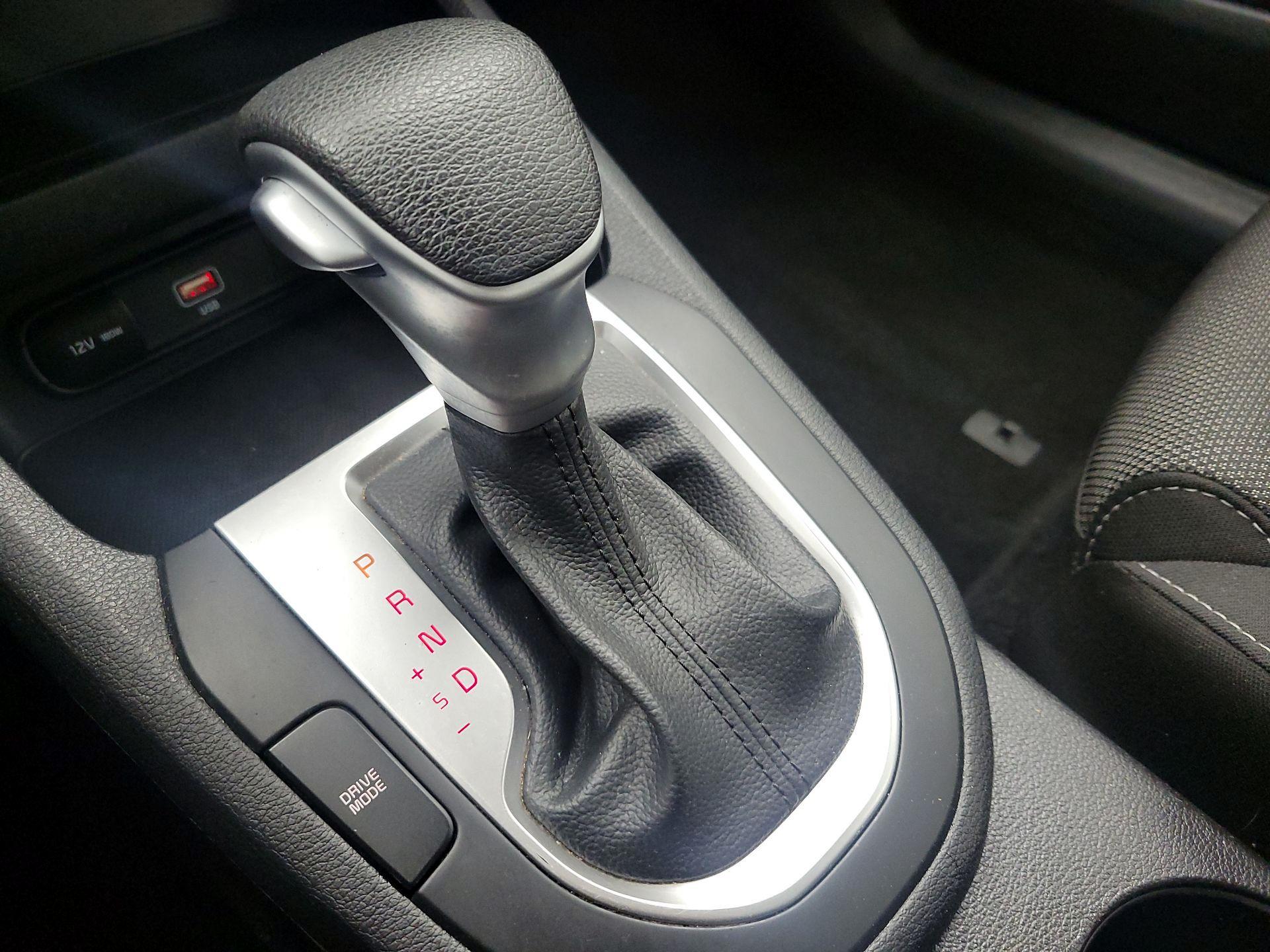 Thumbnail: 2024 Kia Forte - 17