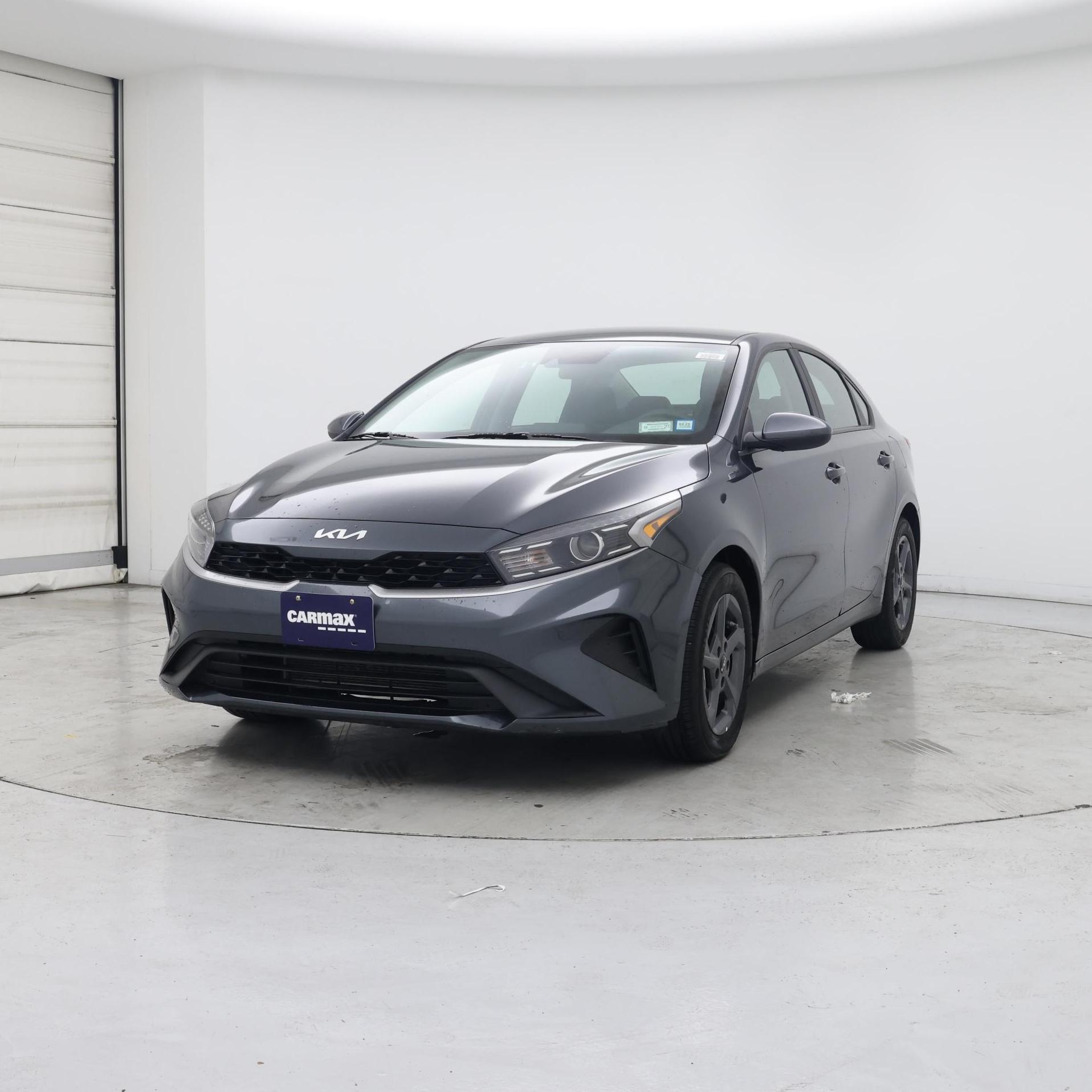 Thumbnail: 2024 Kia Forte - 4