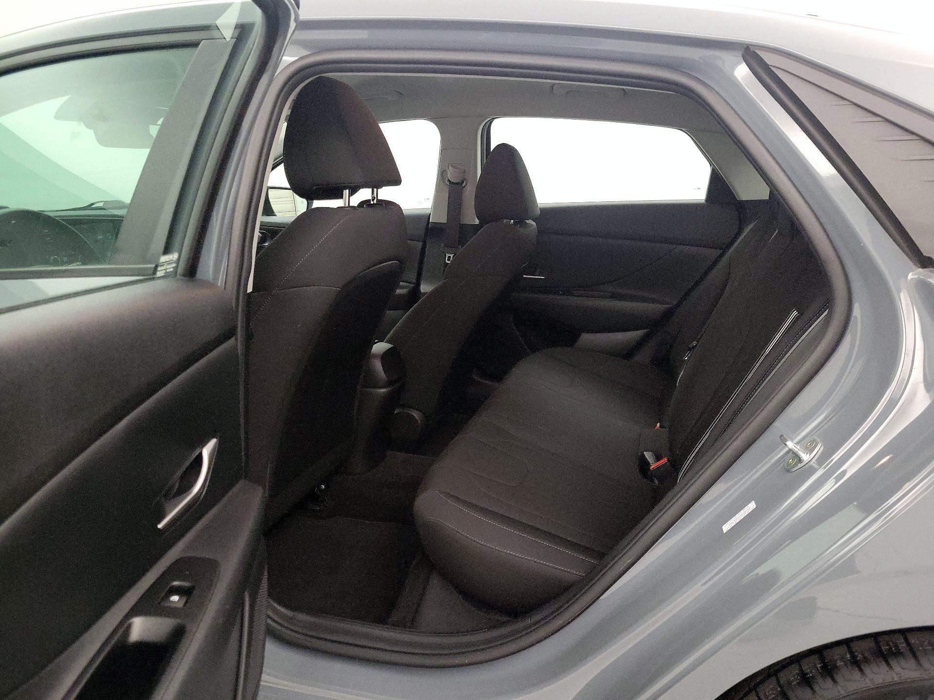 Thumbnail: 2021 Hyundai Elantra - 19