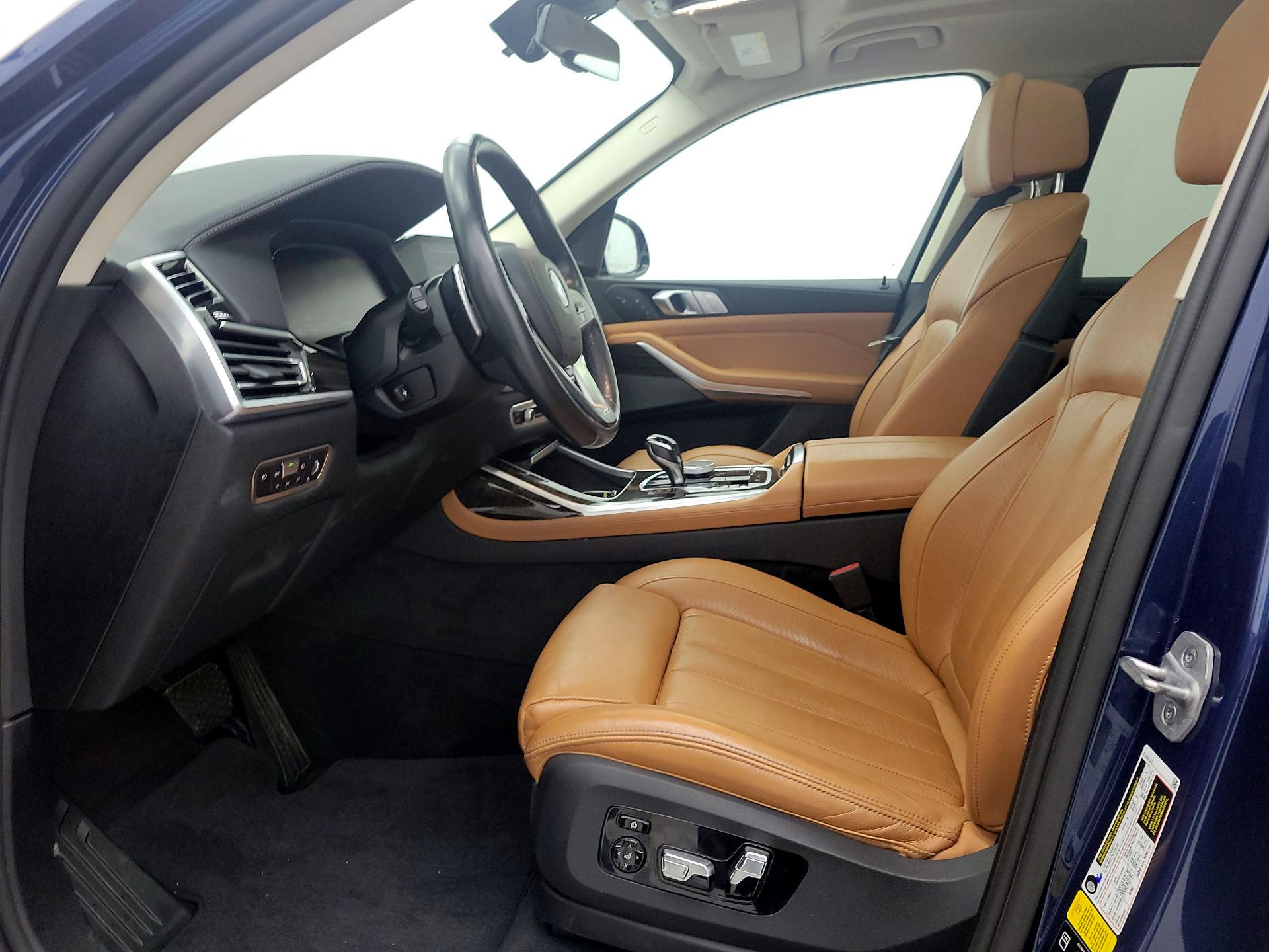 Thumbnail: 2021 BMW X7 - 11