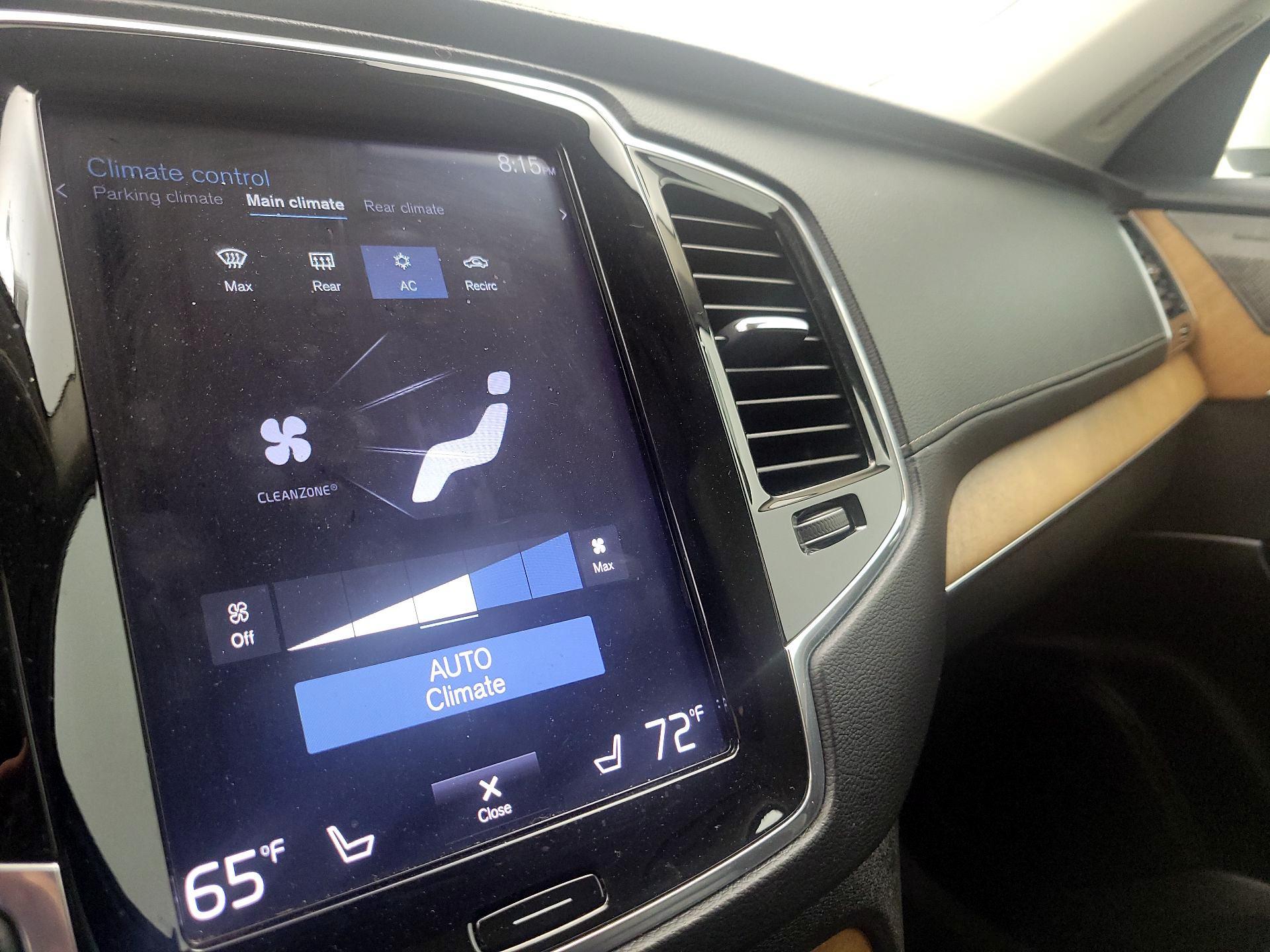 Thumbnail: 2019 Volvo XC90 - 16
