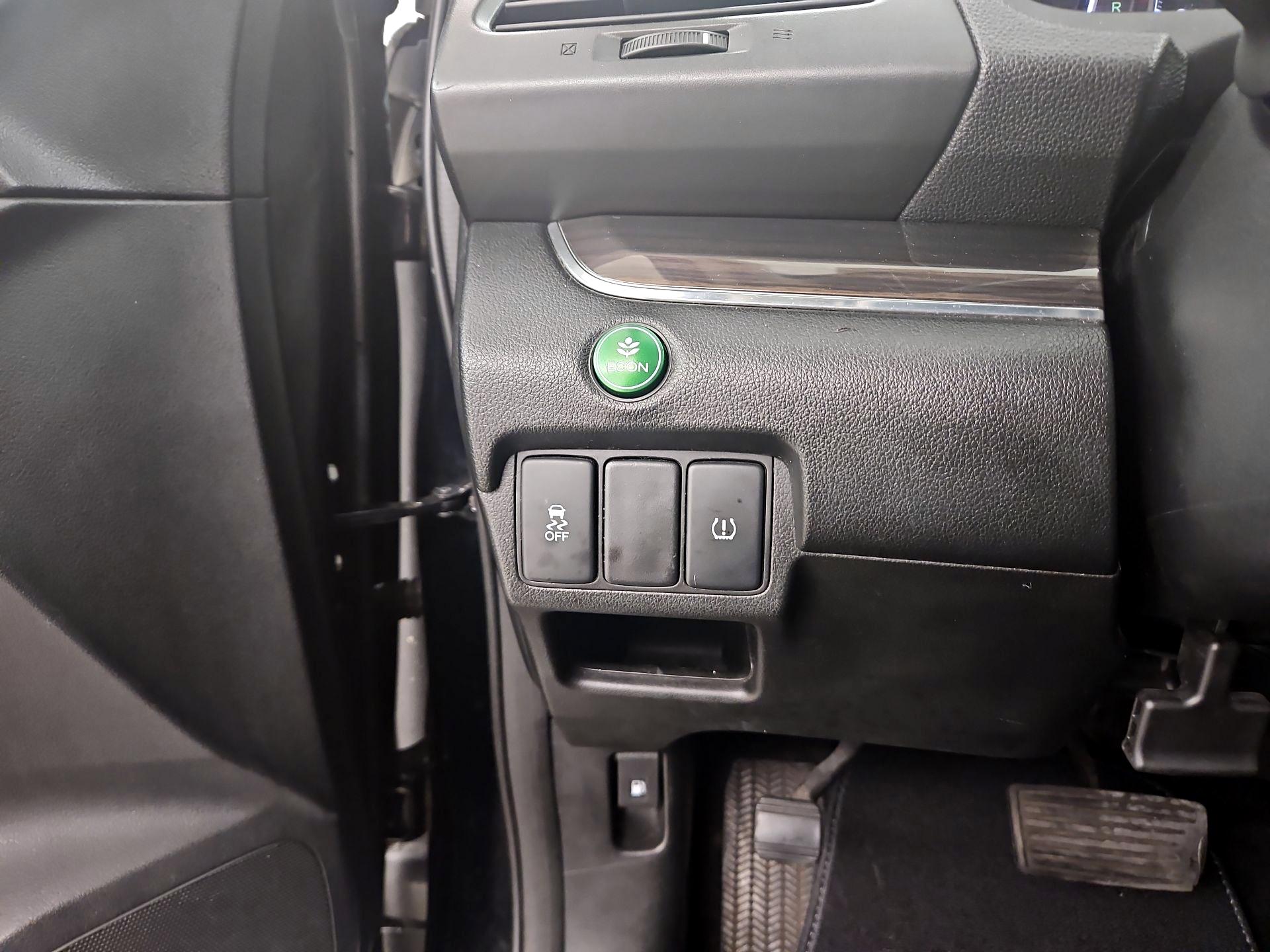 Thumbnail: 2015 Honda CR-V - 13