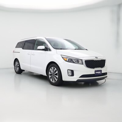 White 2015 Kia Sedona SX
