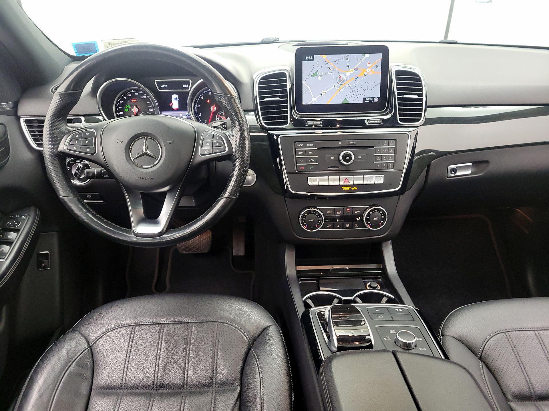 Thumbnail: 2018 Mercedes-Benz GLE - 9