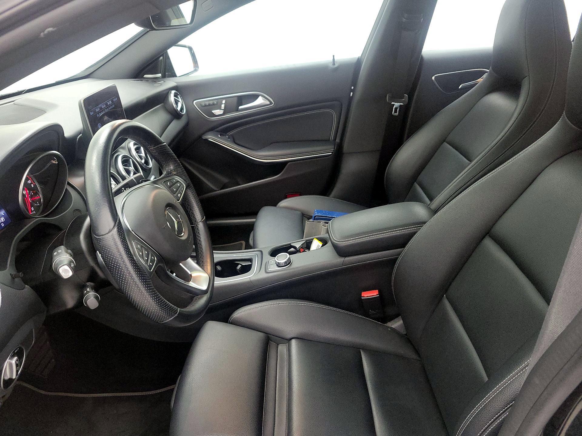 Thumbnail: 2019 Mercedes-Benz CLA - 11