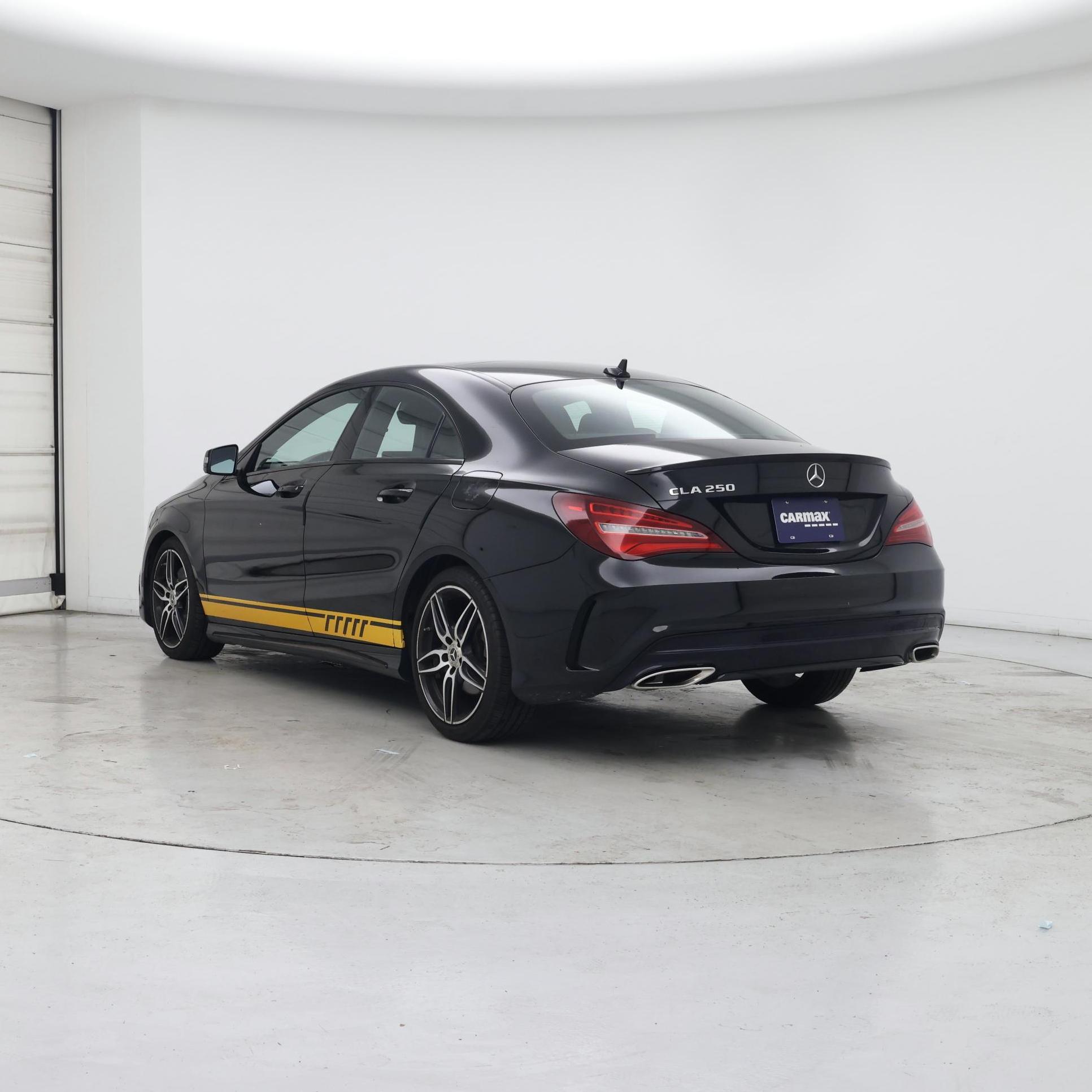 Thumbnail: 2019 Mercedes-Benz CLA - 2