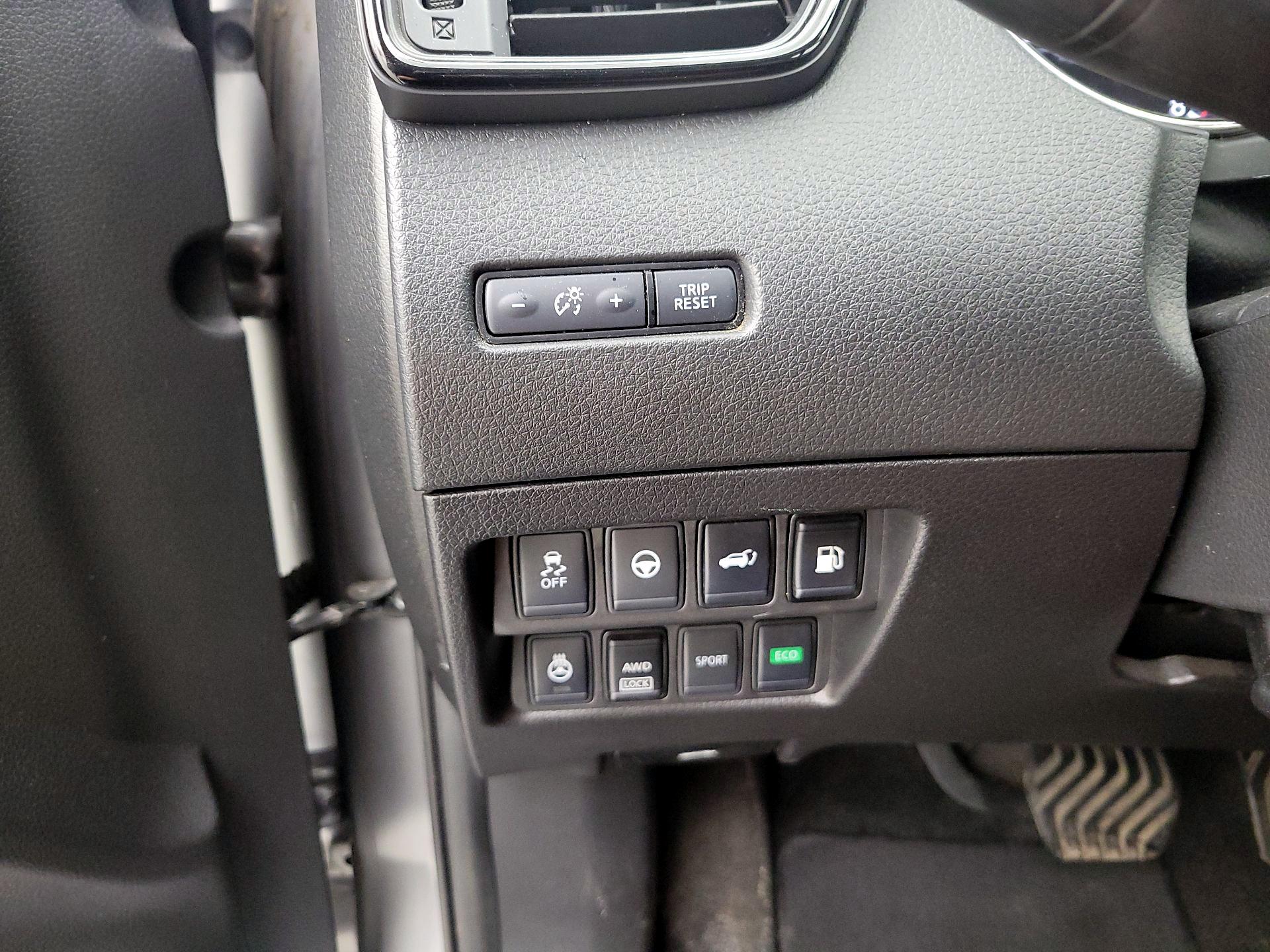 Thumbnail: 2019 Nissan Rogue - 14