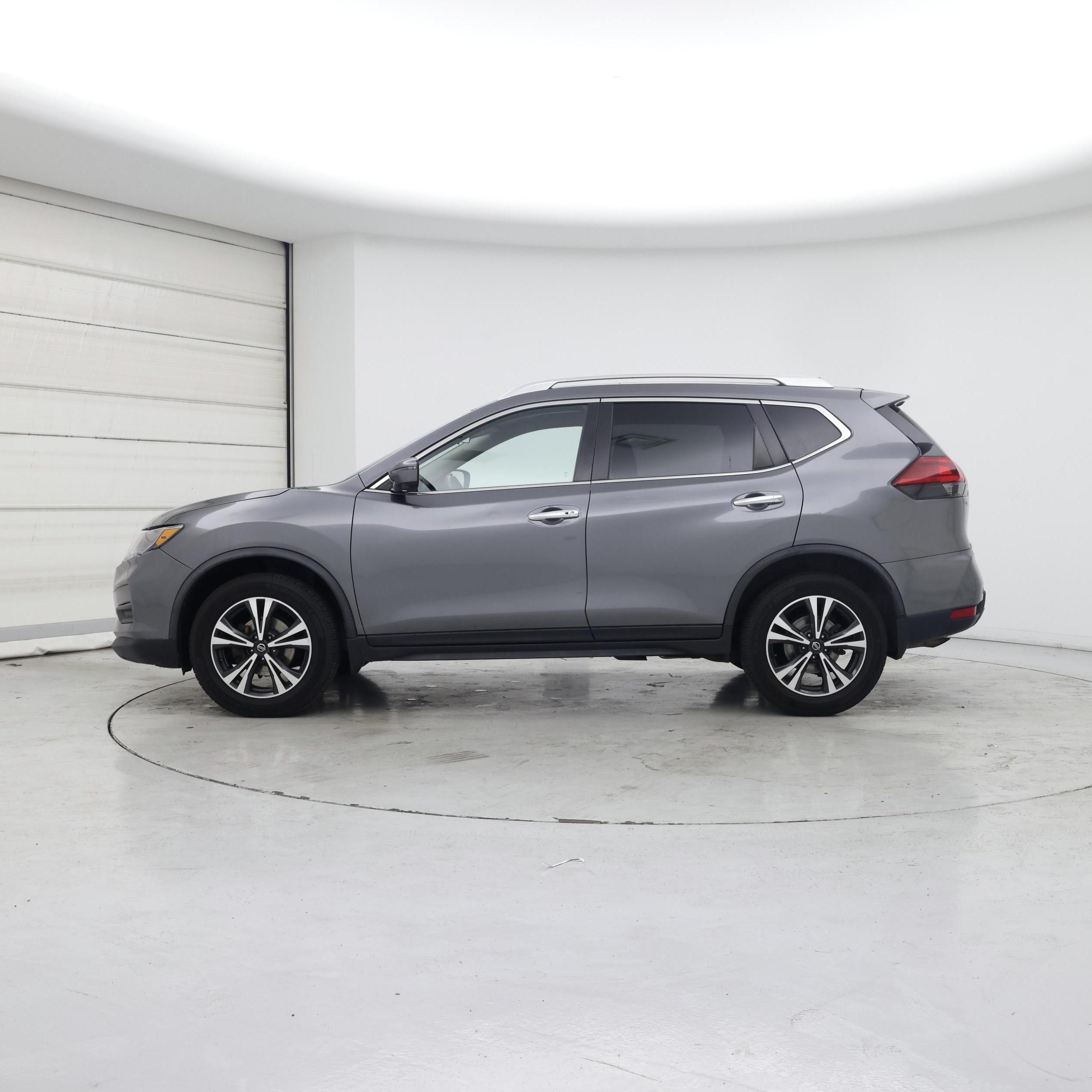 Thumbnail: 2019 Nissan Rogue - 3