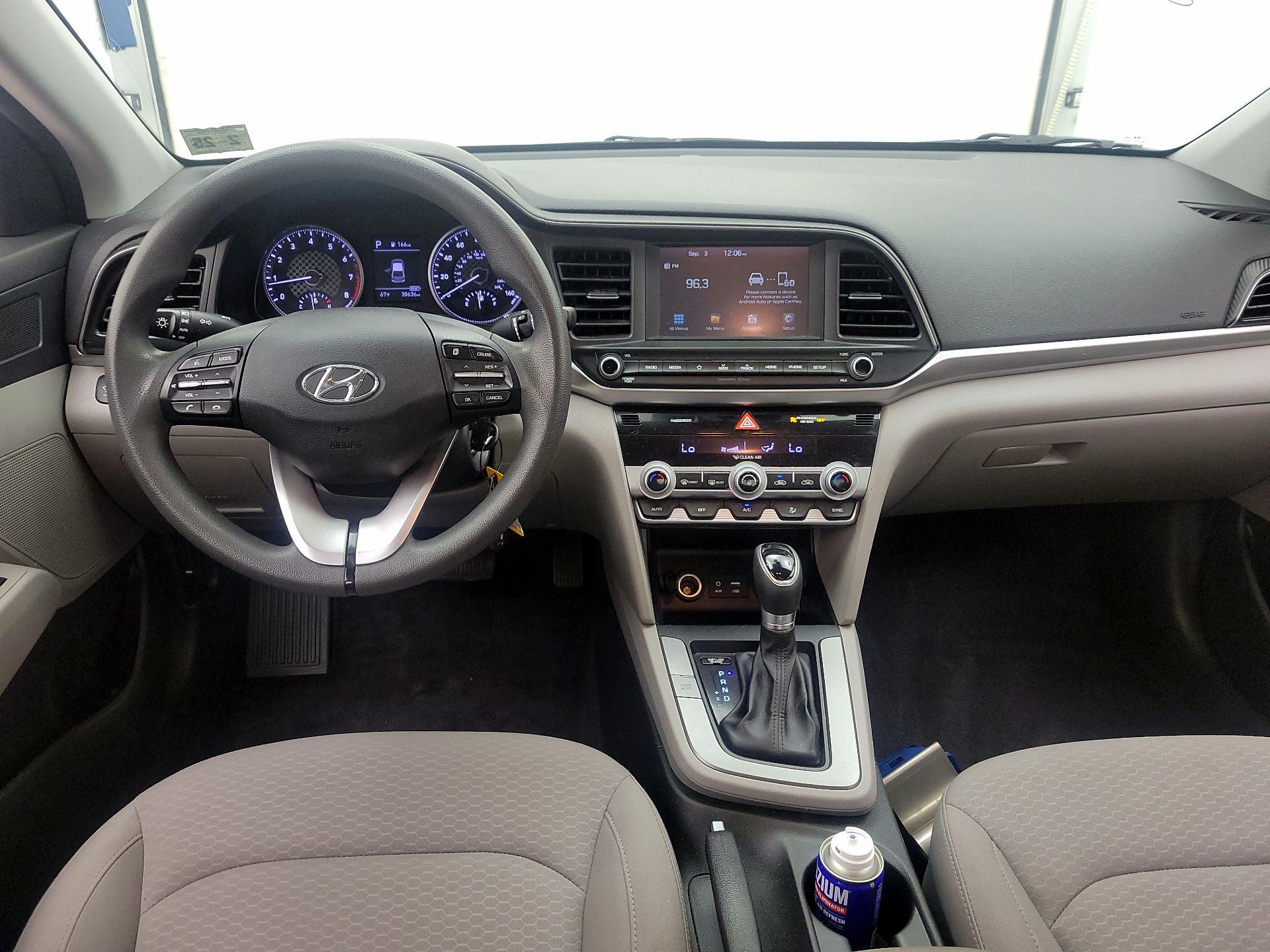 Thumbnail: 2020 Hyundai Elantra - 9
