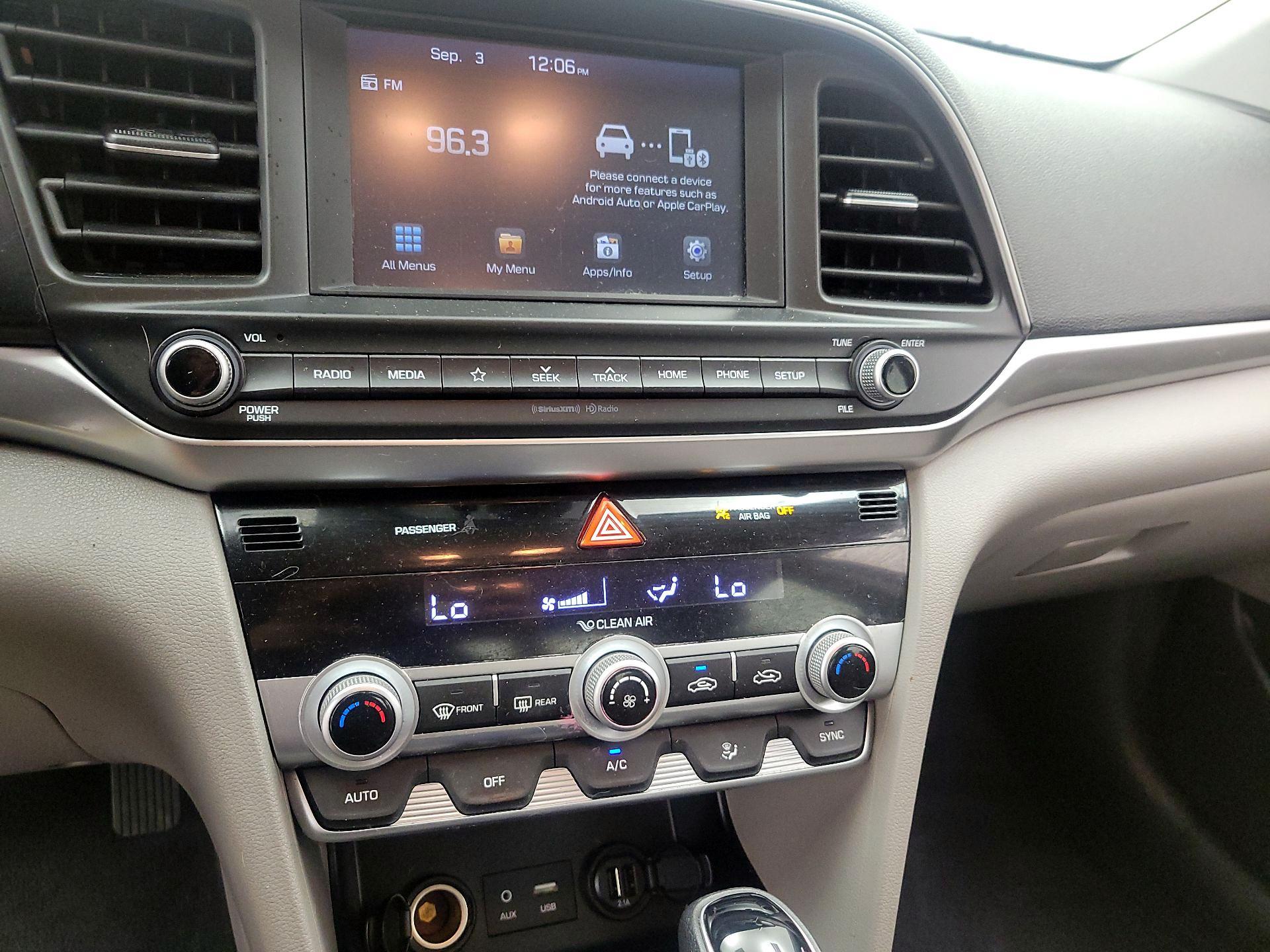 Thumbnail: 2020 Hyundai Elantra - 16
