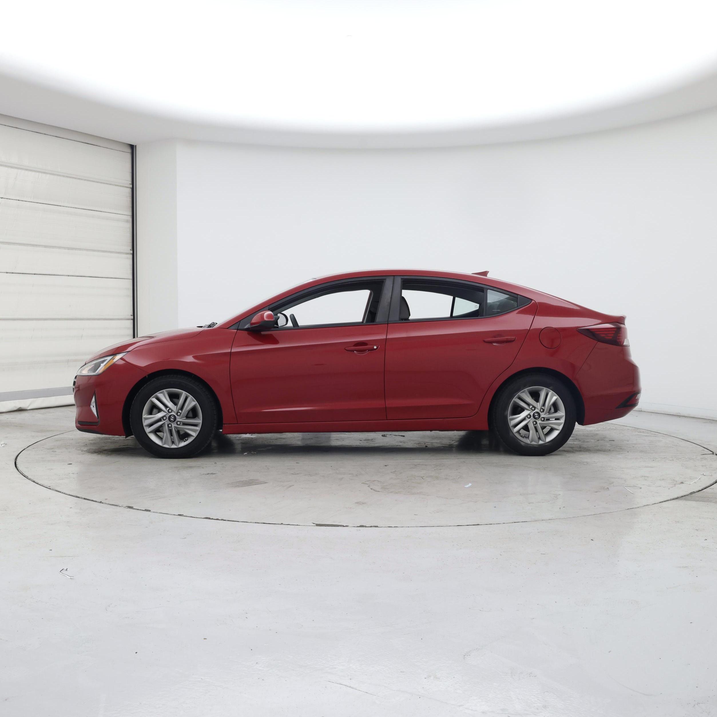 Thumbnail: 2020 Hyundai Elantra - 3
