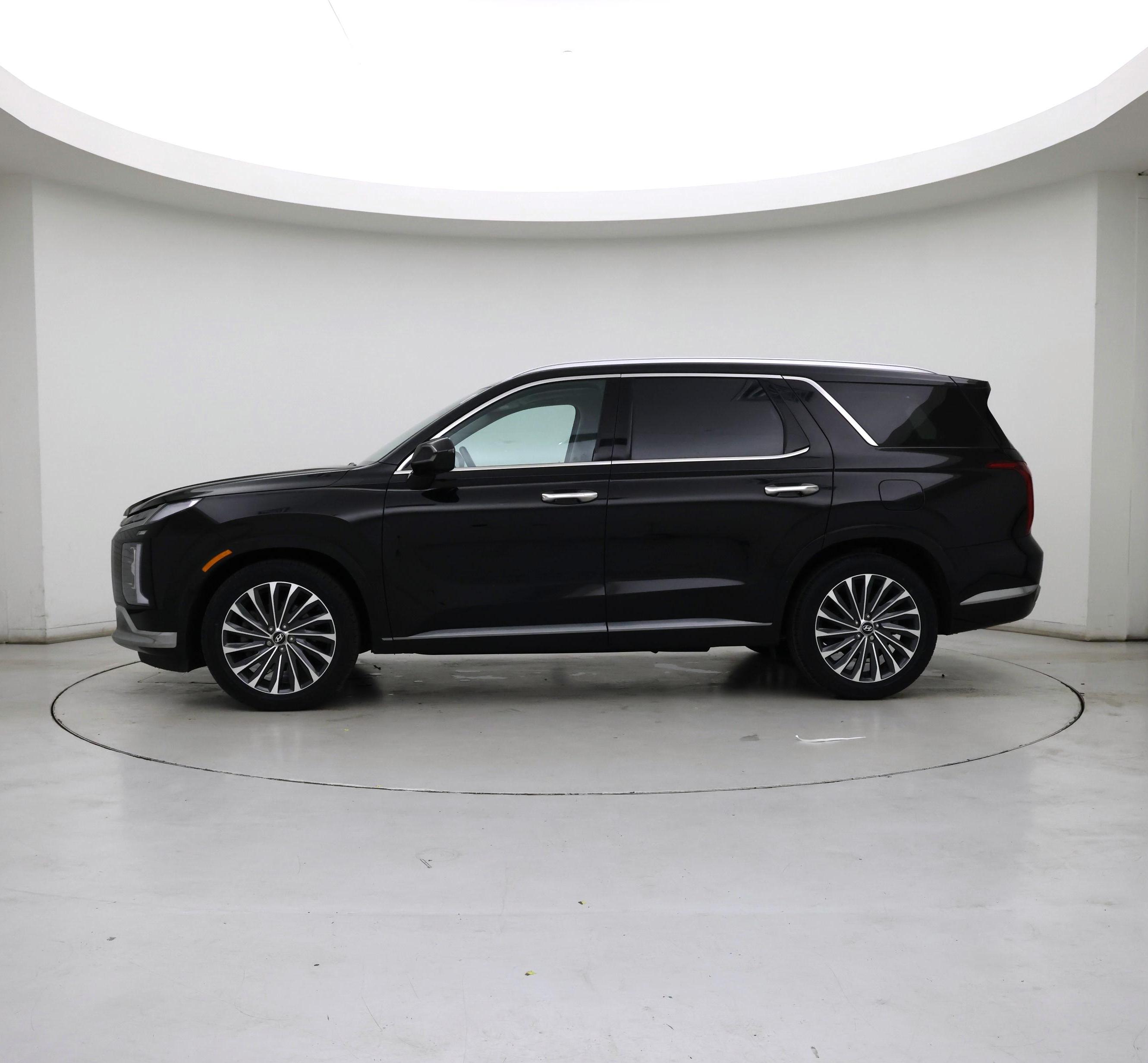 Thumbnail: 2023 Hyundai Palisade - 3