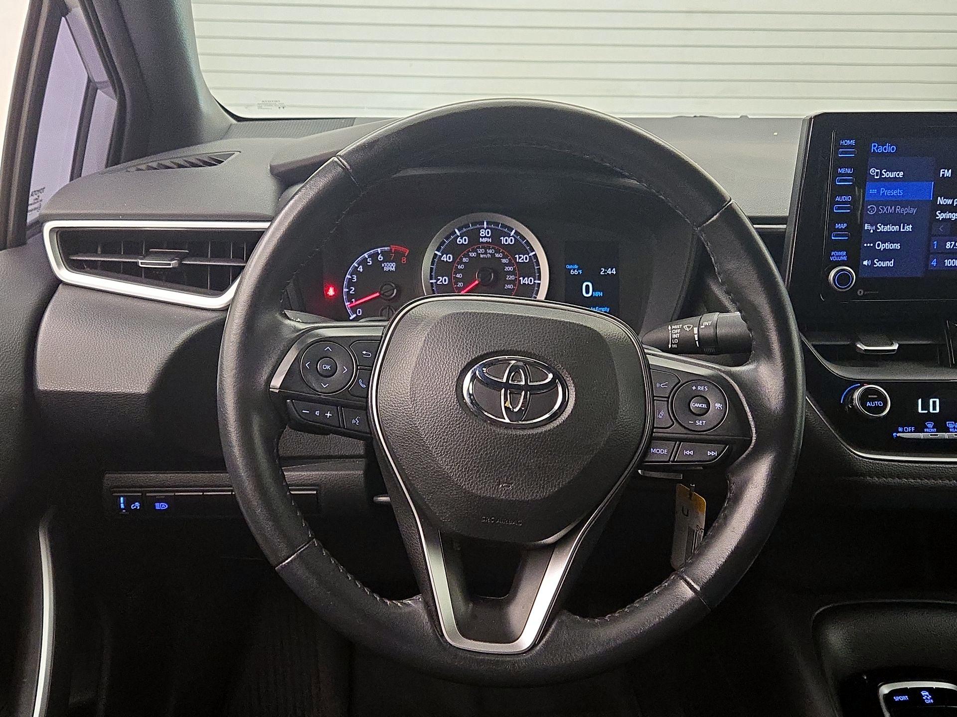 Thumbnail: 2022 Toyota Corolla - 10
