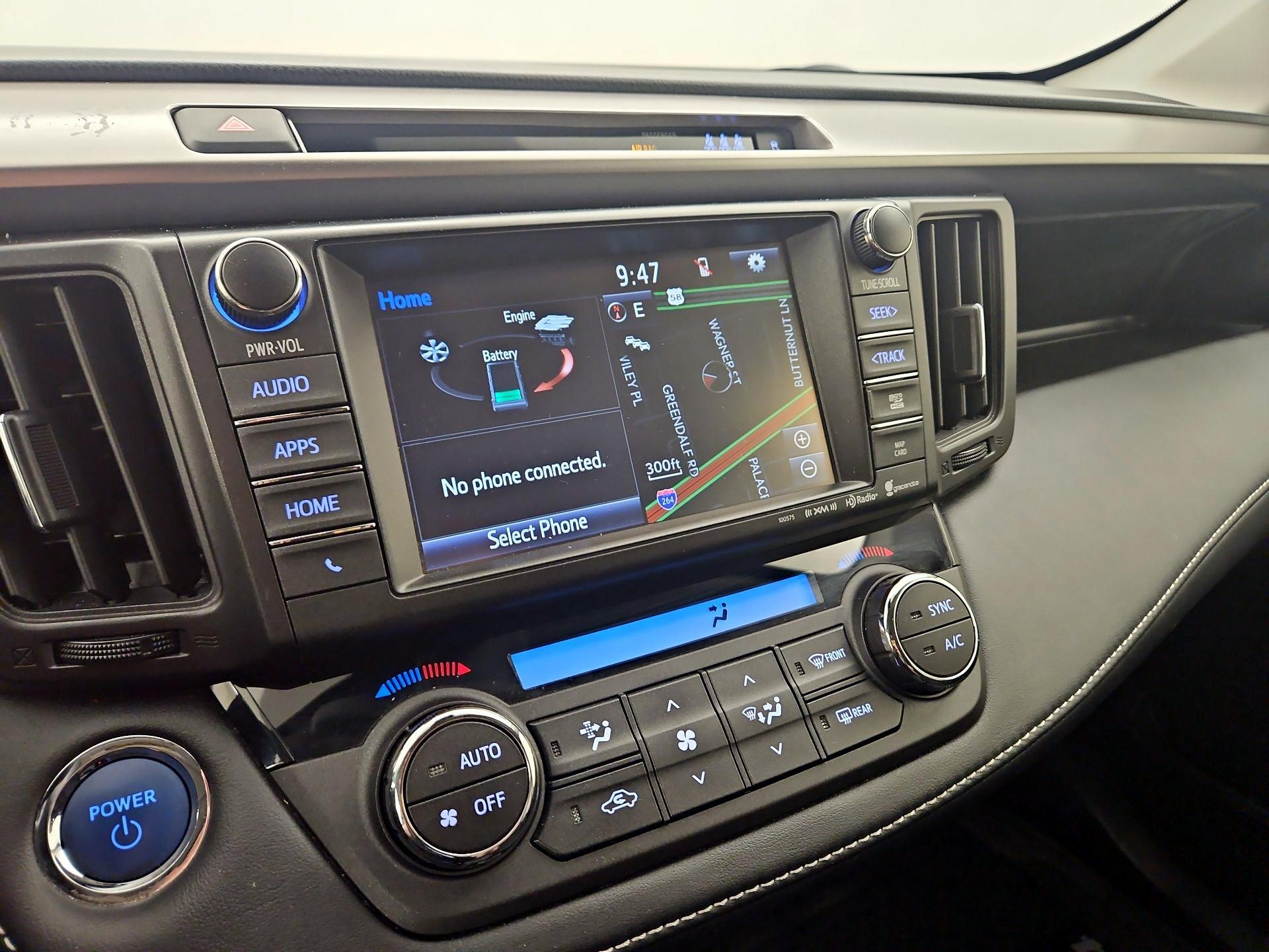 Thumbnail: 2017 Toyota RAV4 - 14