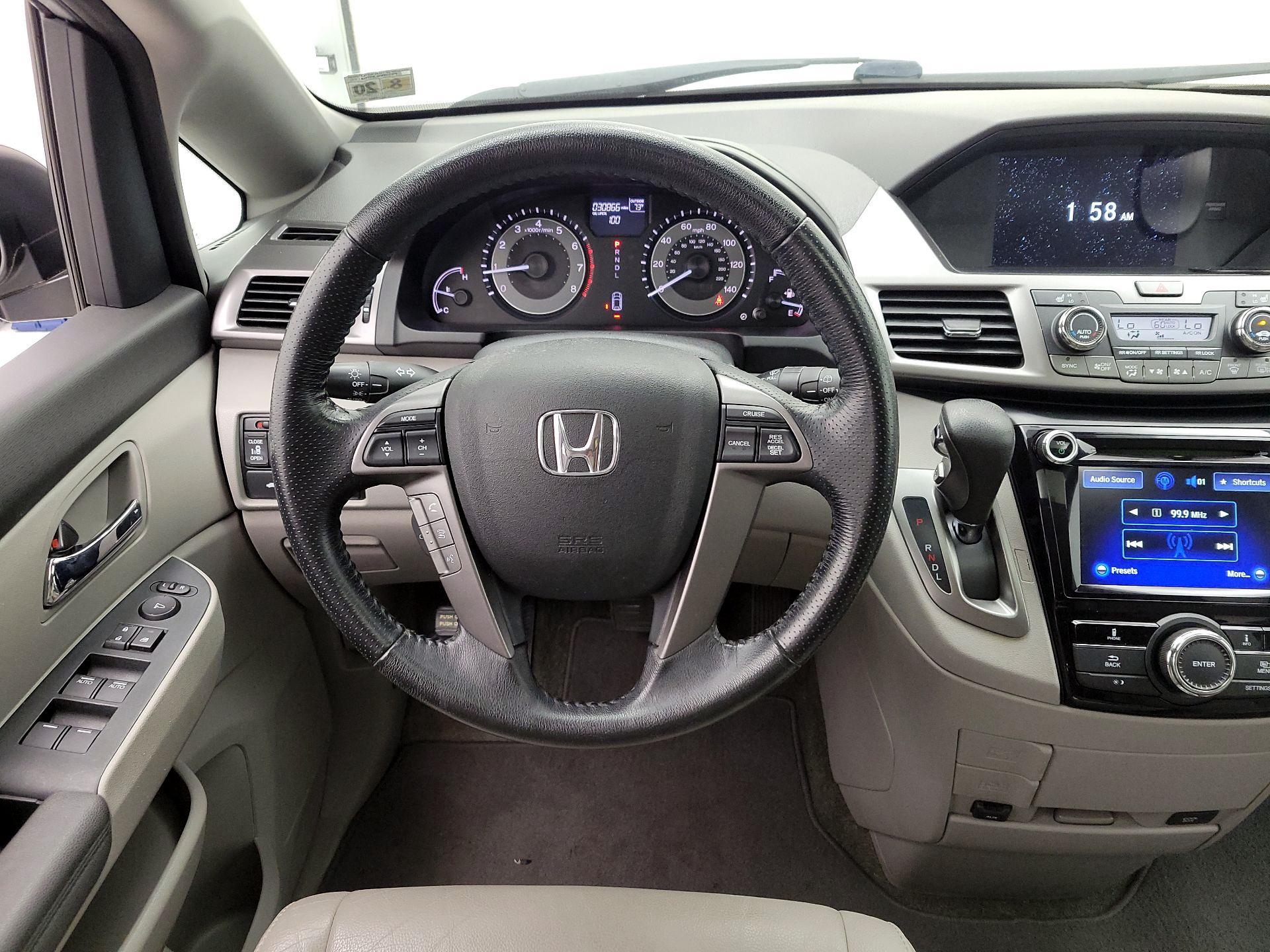 Thumbnail: 2015 Honda Odyssey - 10