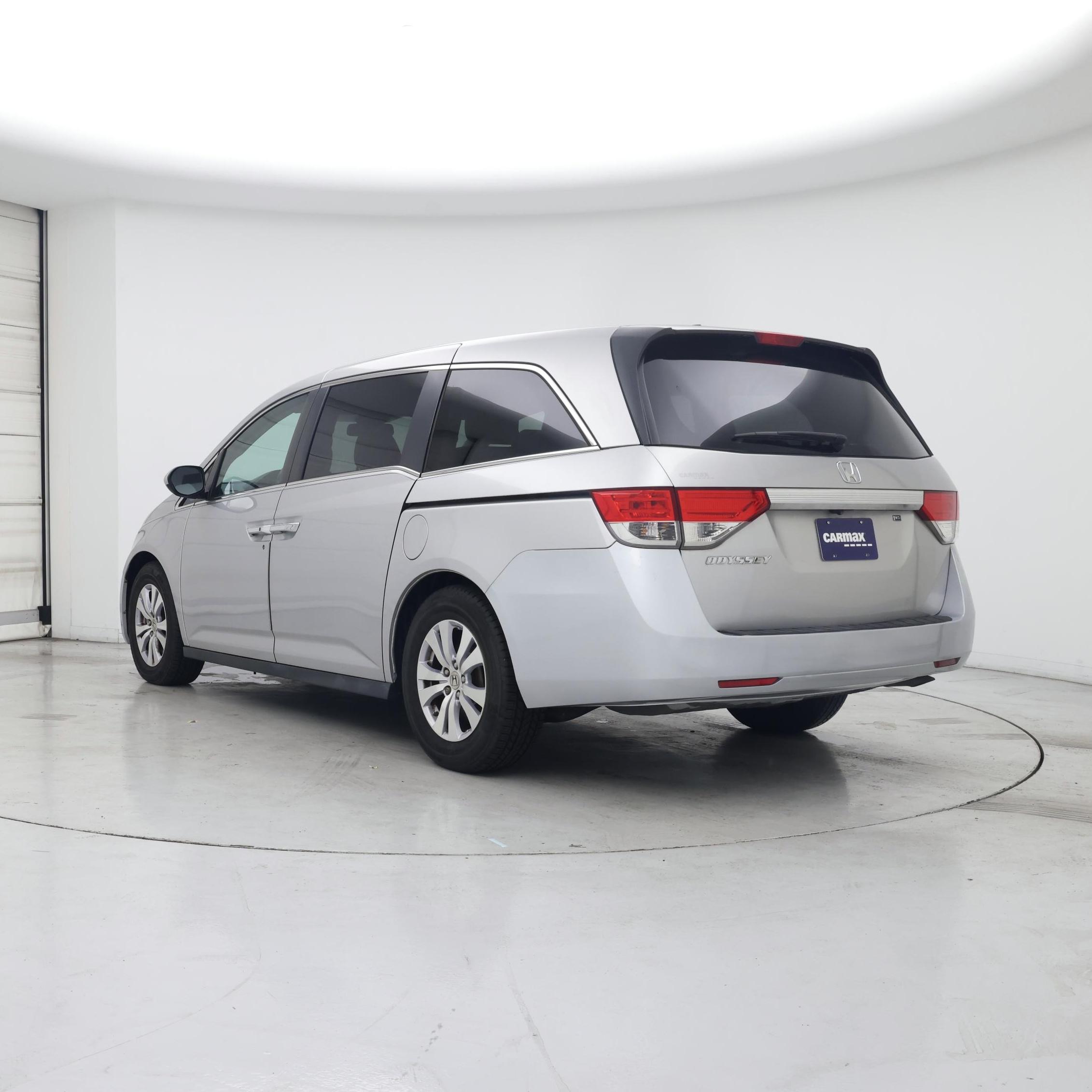 Thumbnail: 2015 Honda Odyssey - 2