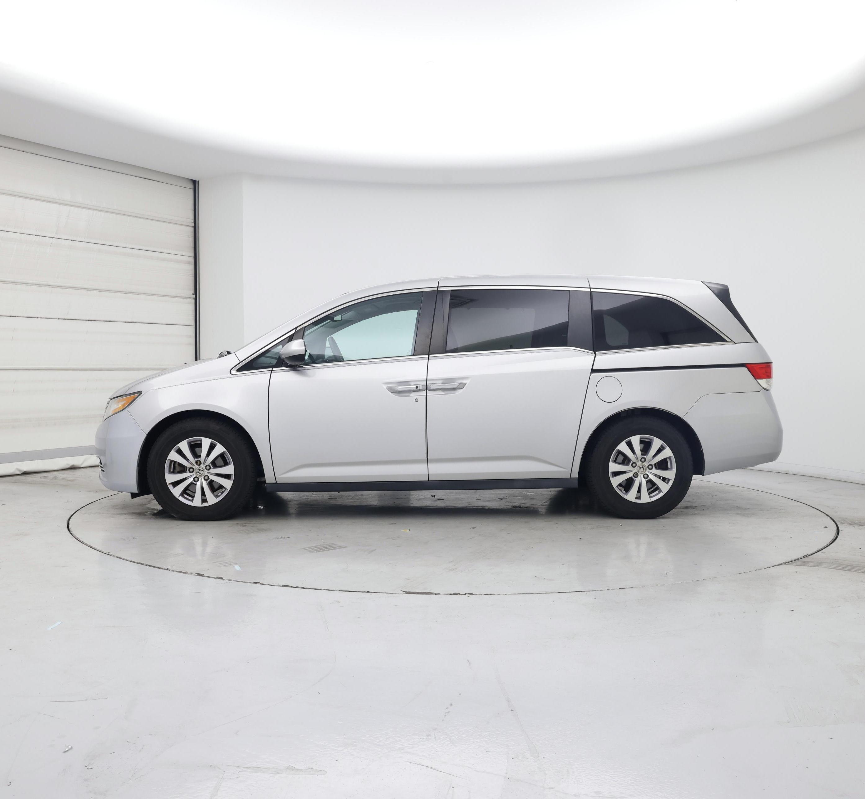 Thumbnail: 2015 Honda Odyssey - 3