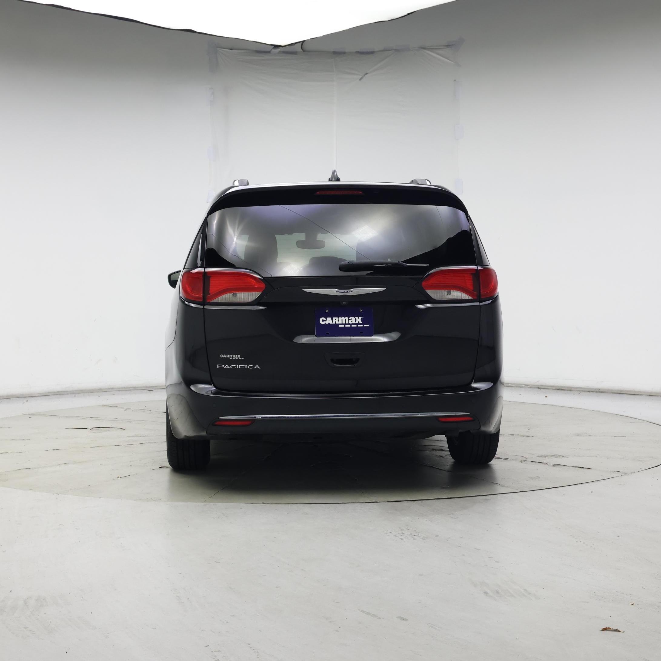 Thumbnail: 2019 Chrysler Pacifica - 6