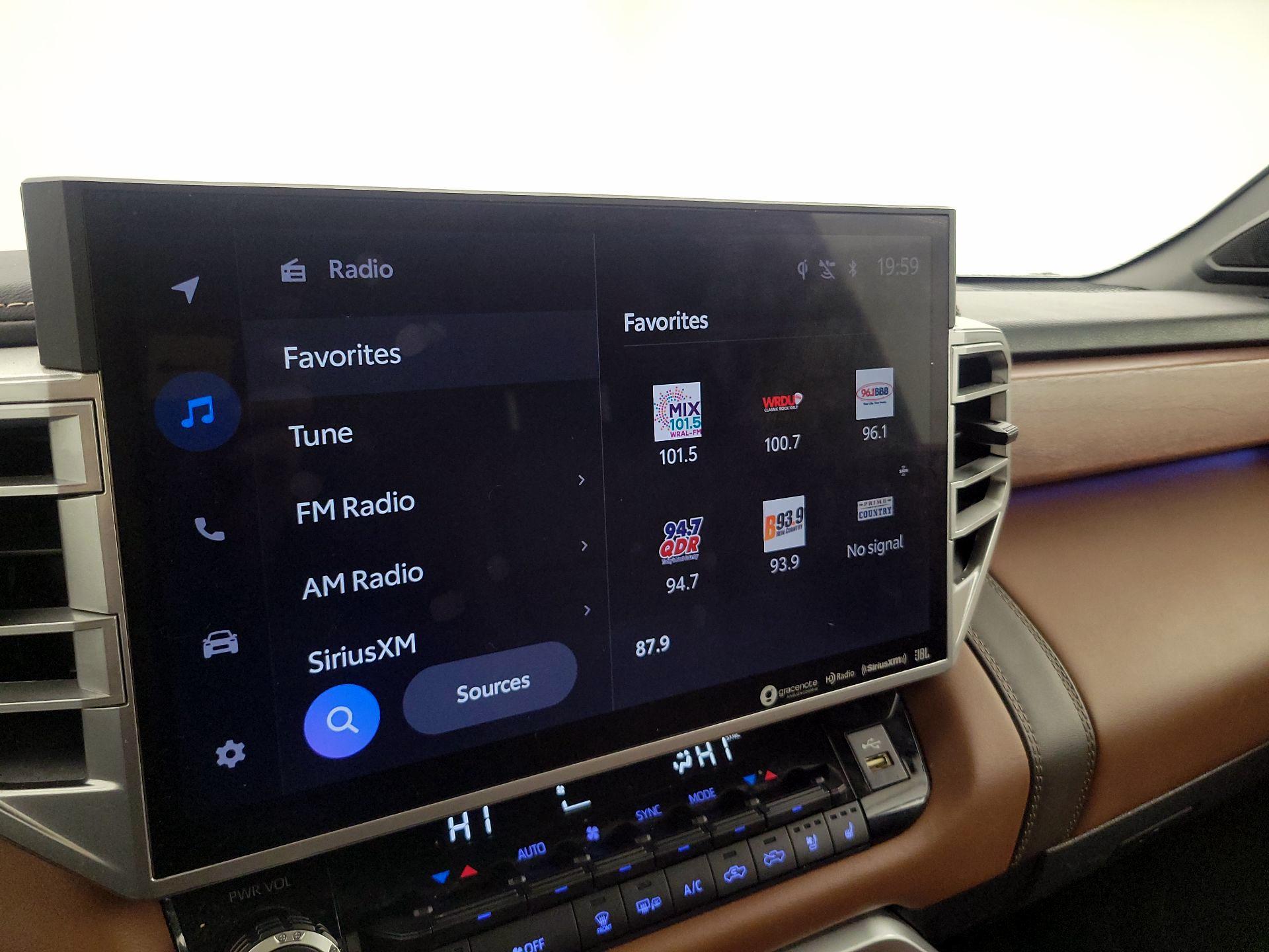 Thumbnail: 2023 Toyota Tundra - 15