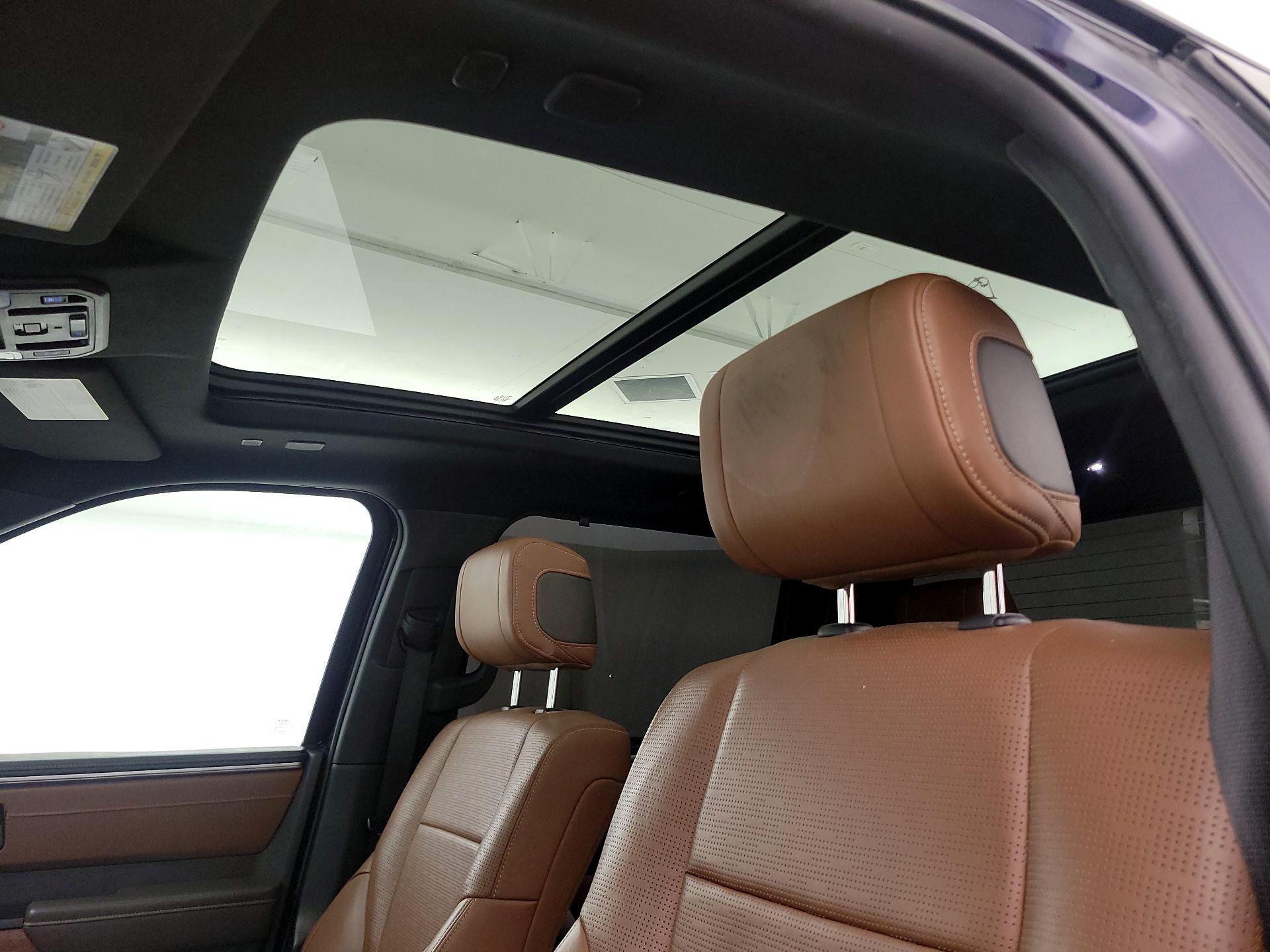 Thumbnail: 2023 Toyota Tundra - 19