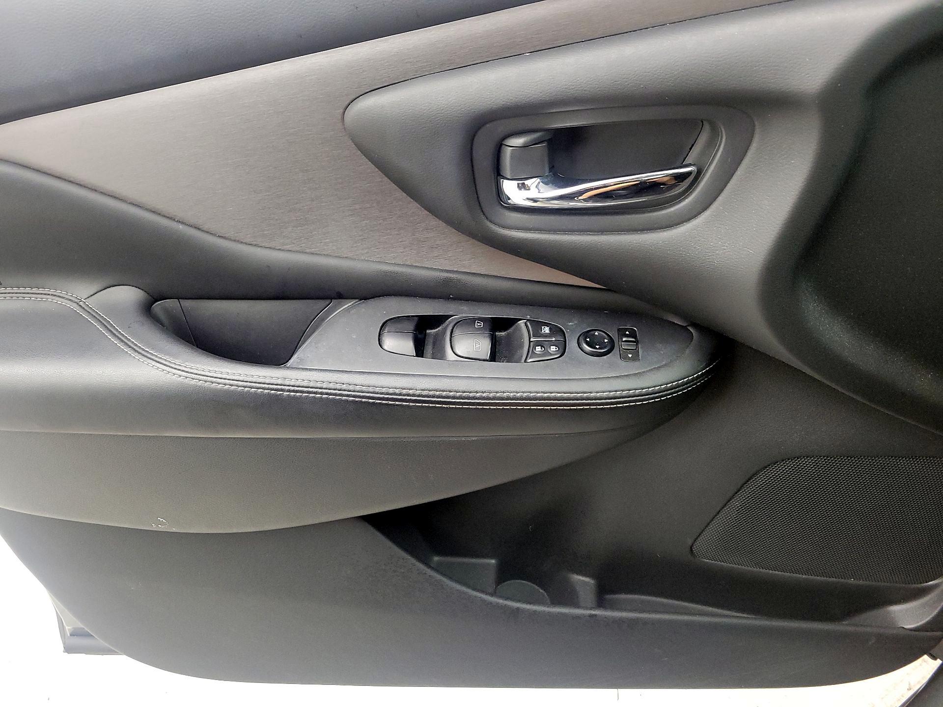 Thumbnail: 2019 Nissan Murano - 12
