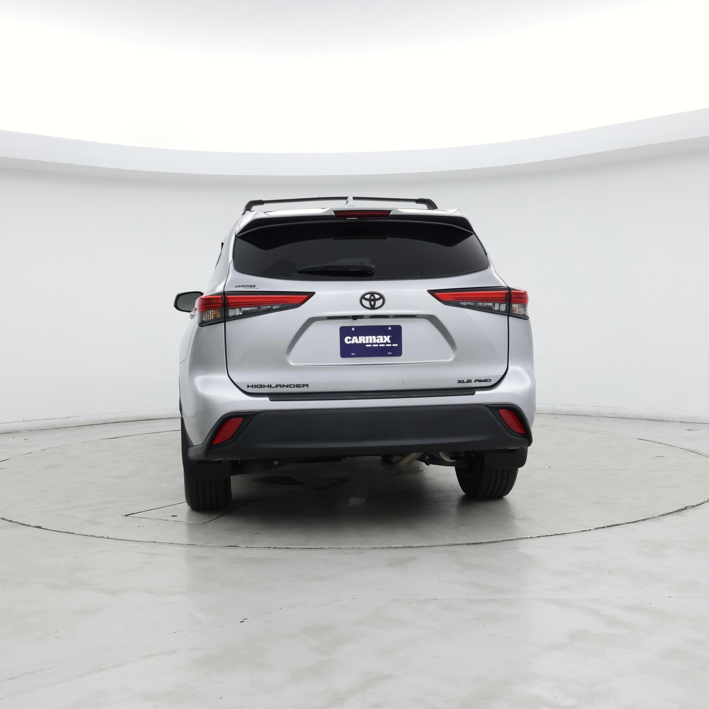 Thumbnail: 2023 Toyota Highlander - 6