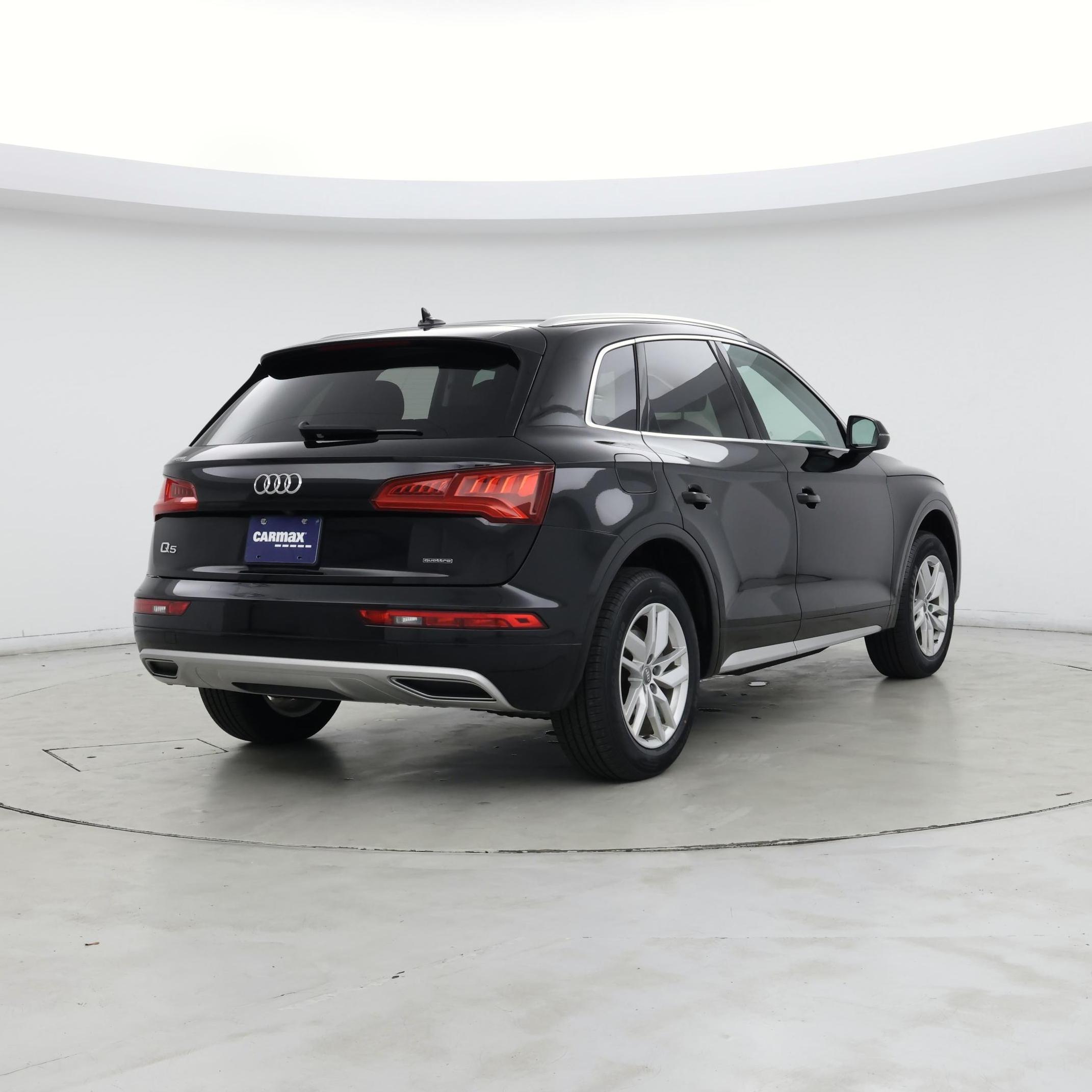 Thumbnail: 2020 Audi Q5 - 8