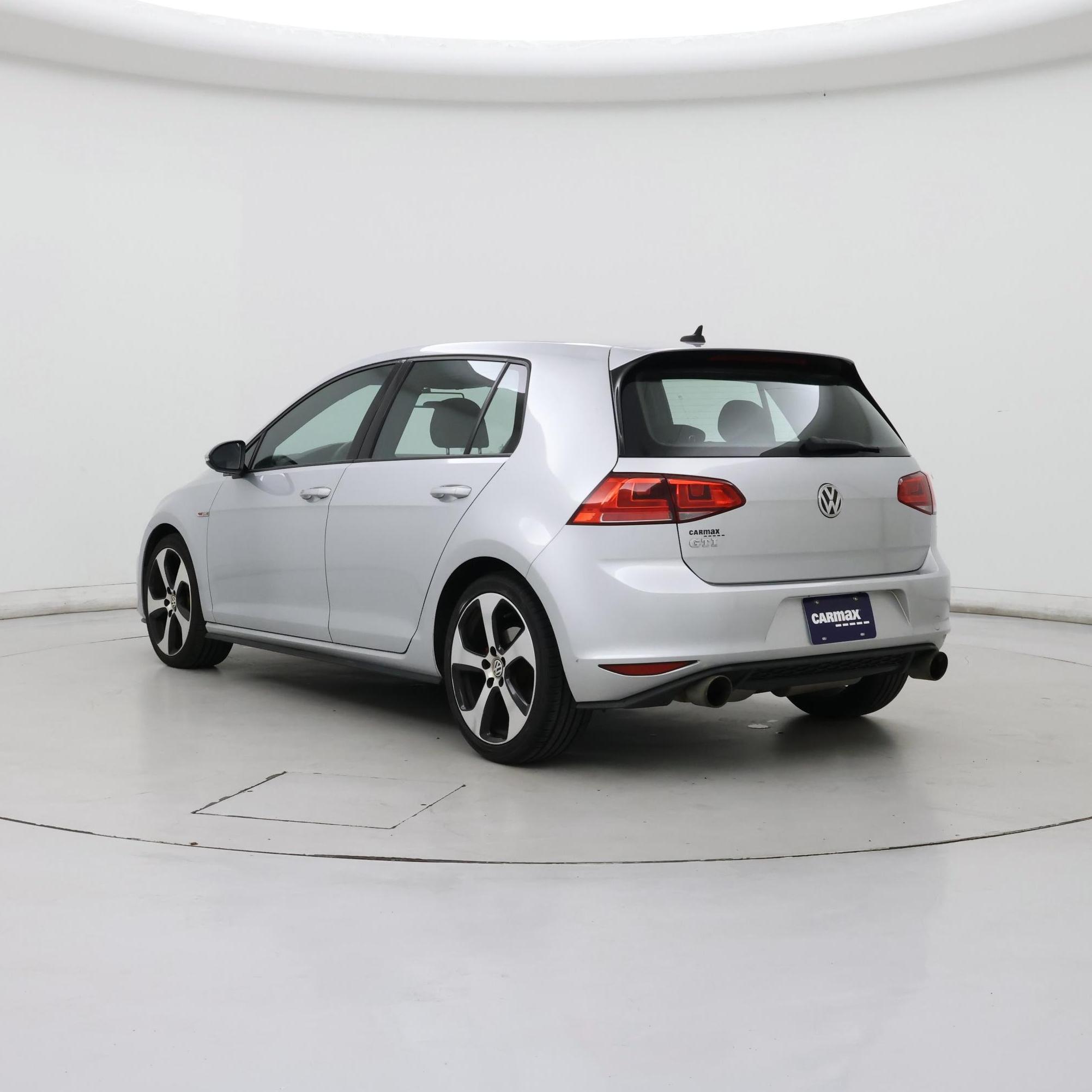 Thumbnail: 2017 Volkswagen Golf - 2
