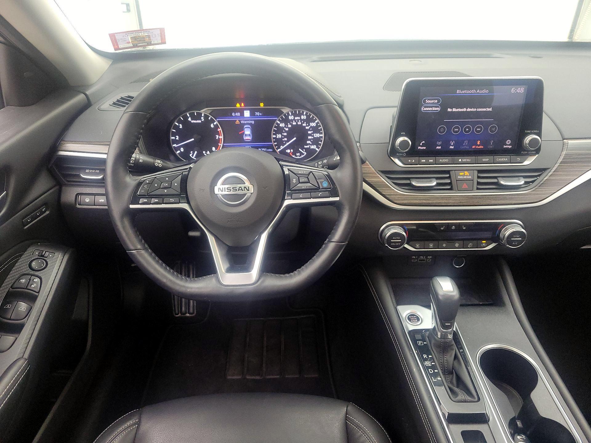 Thumbnail: 2019 Nissan Altima - 10