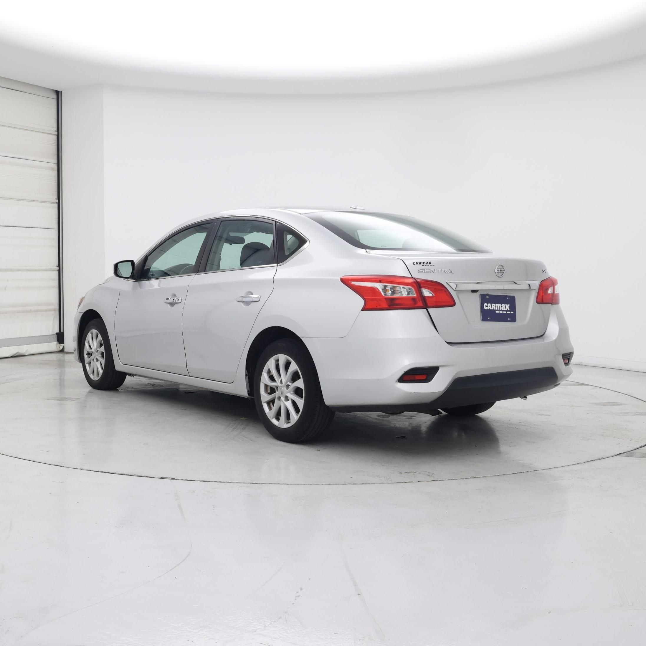 Thumbnail: 2019 Nissan Sentra - 2