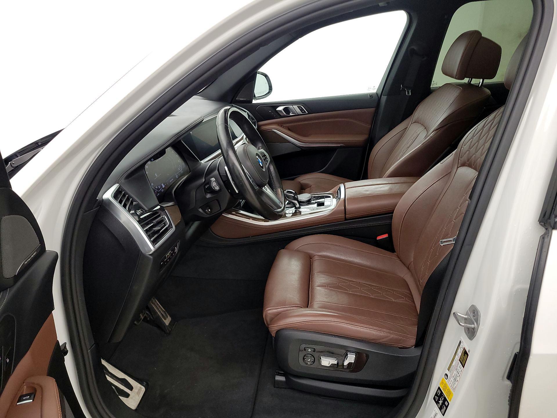 Thumbnail: 2021 BMW X5 - 11