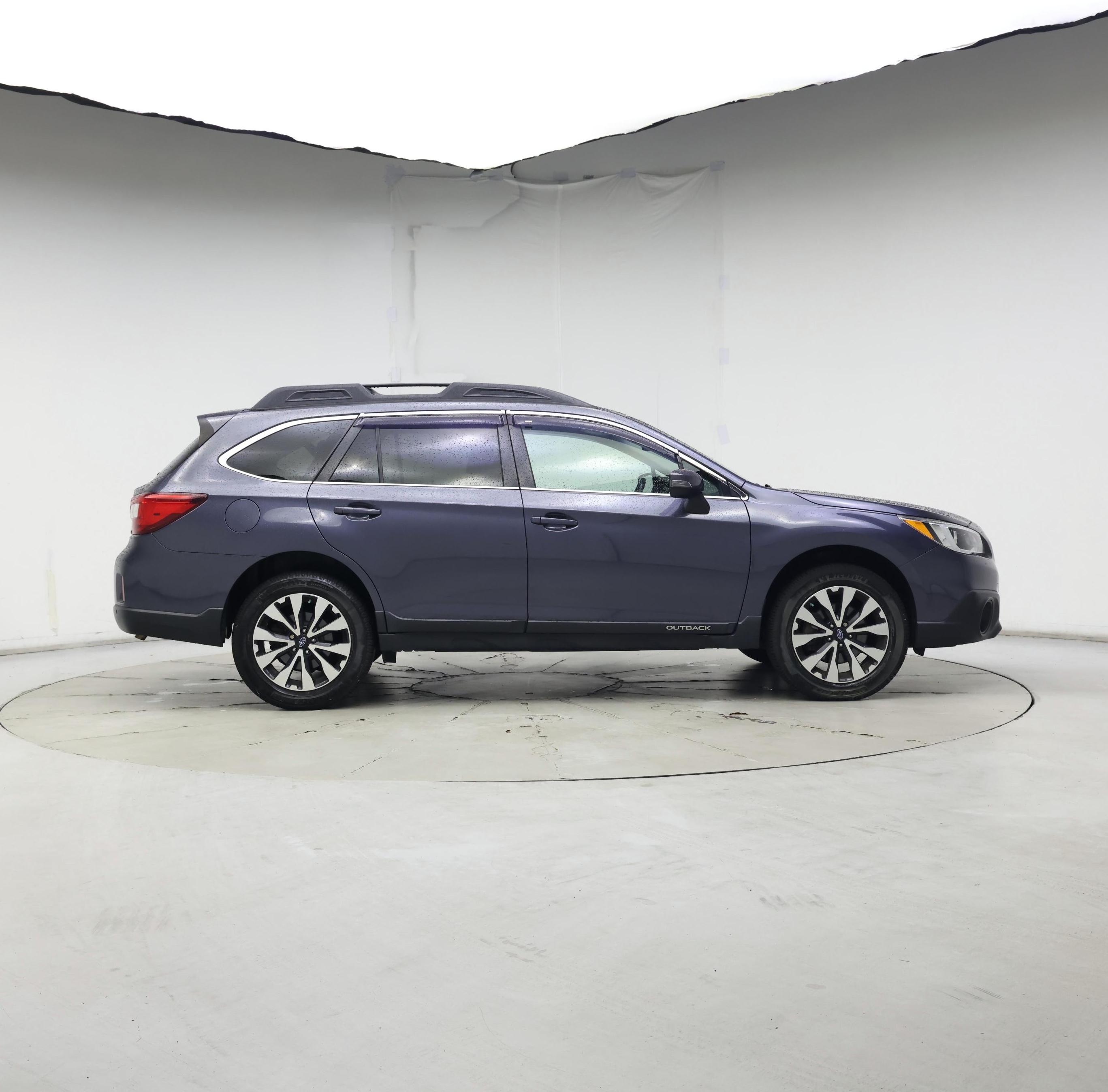 Thumbnail: 2017 Subaru Outback - 7