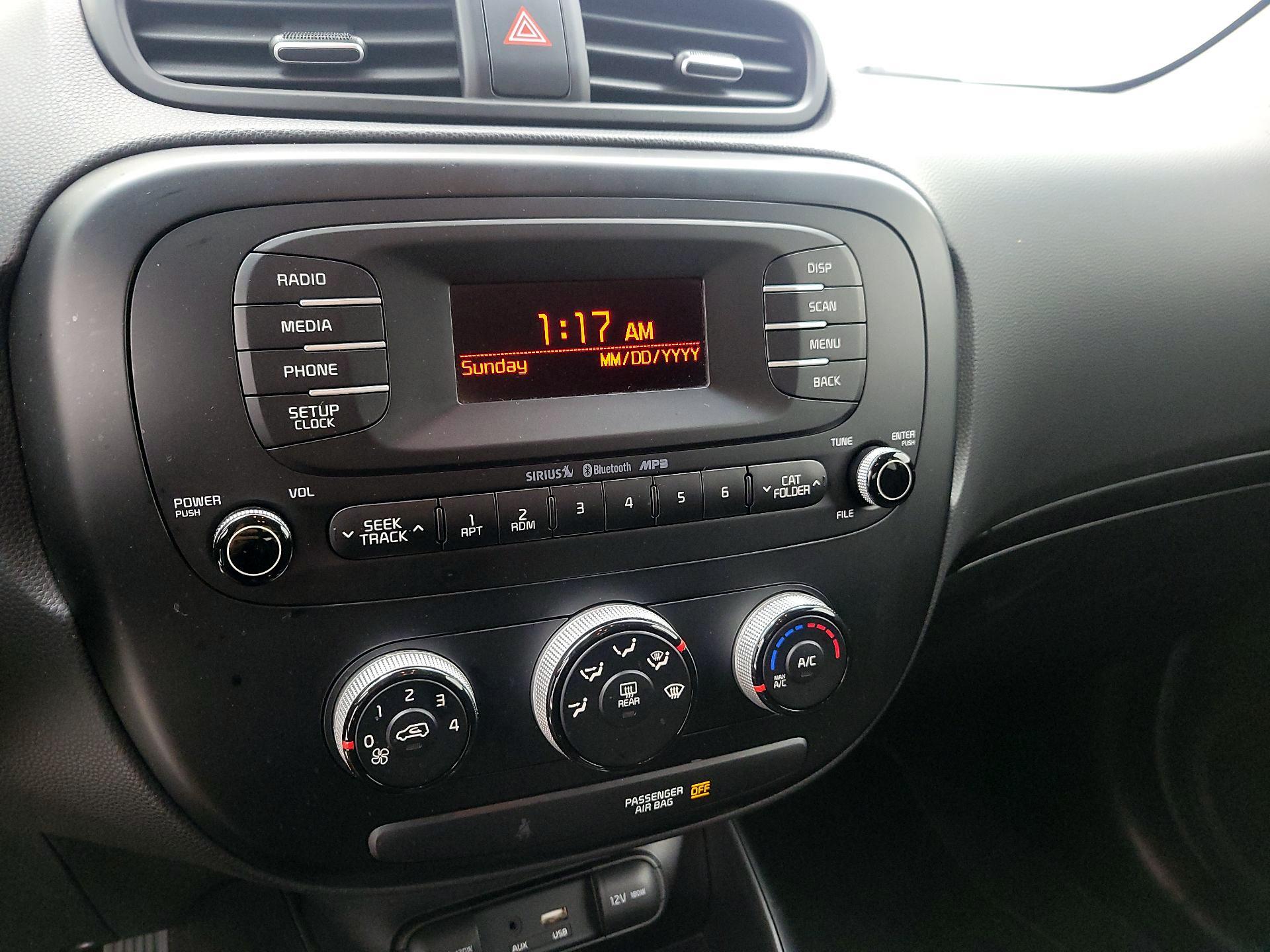 Thumbnail: 2016 Kia Soul - 14