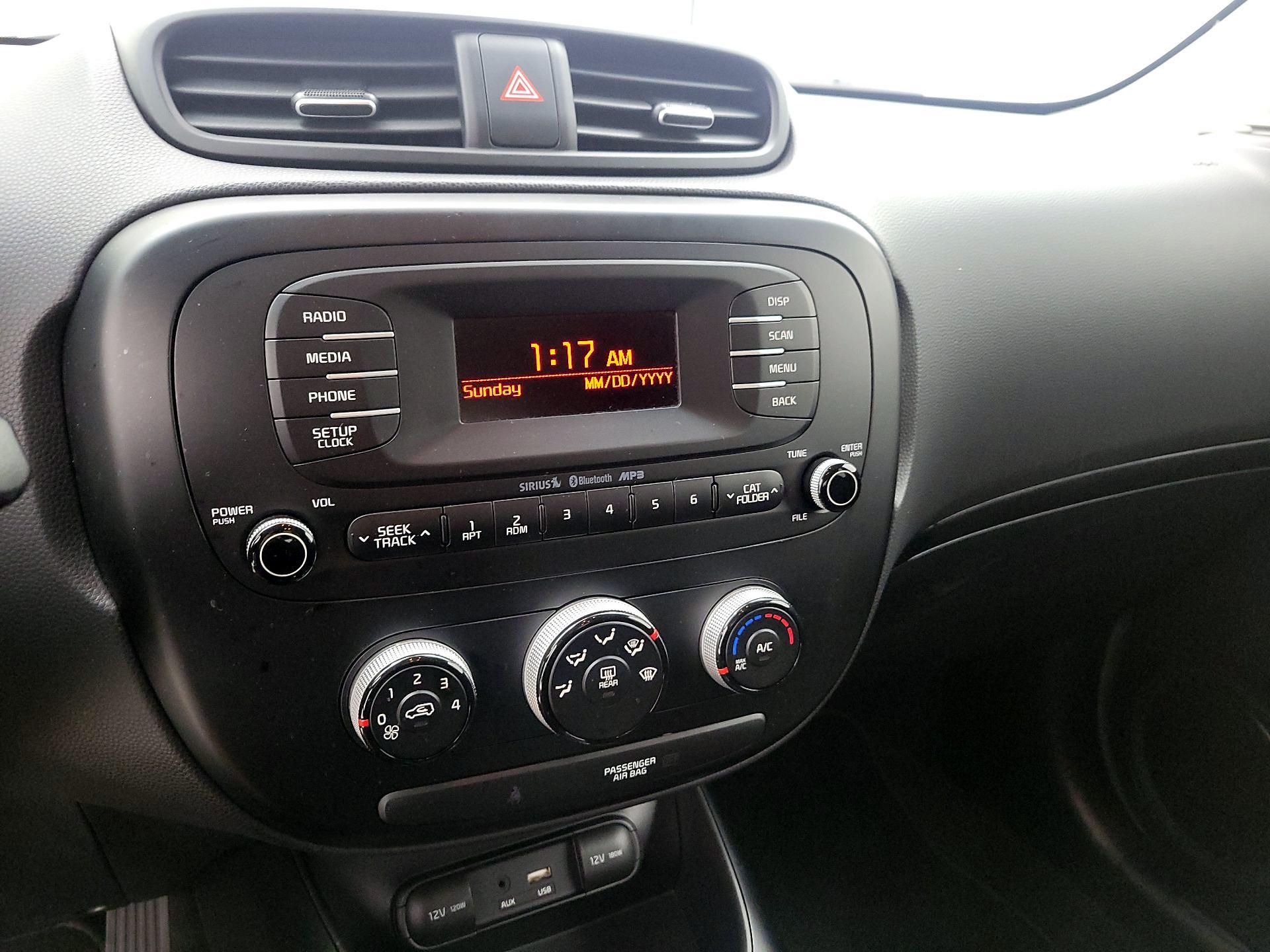 Thumbnail: 2016 Kia Soul - 15