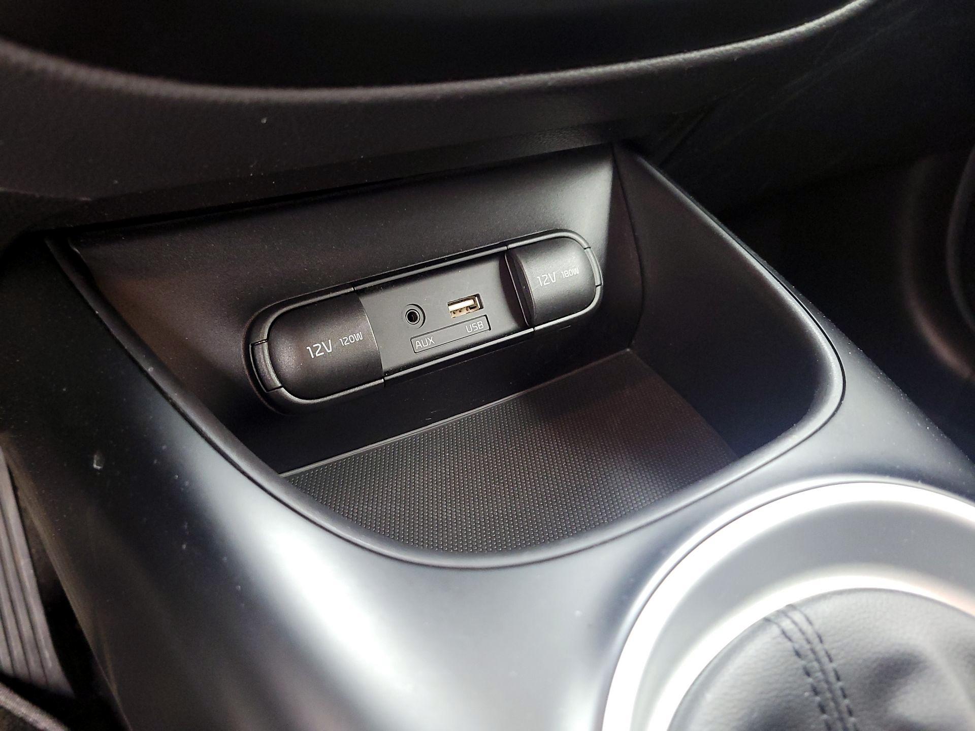 Thumbnail: 2016 Kia Soul - 17