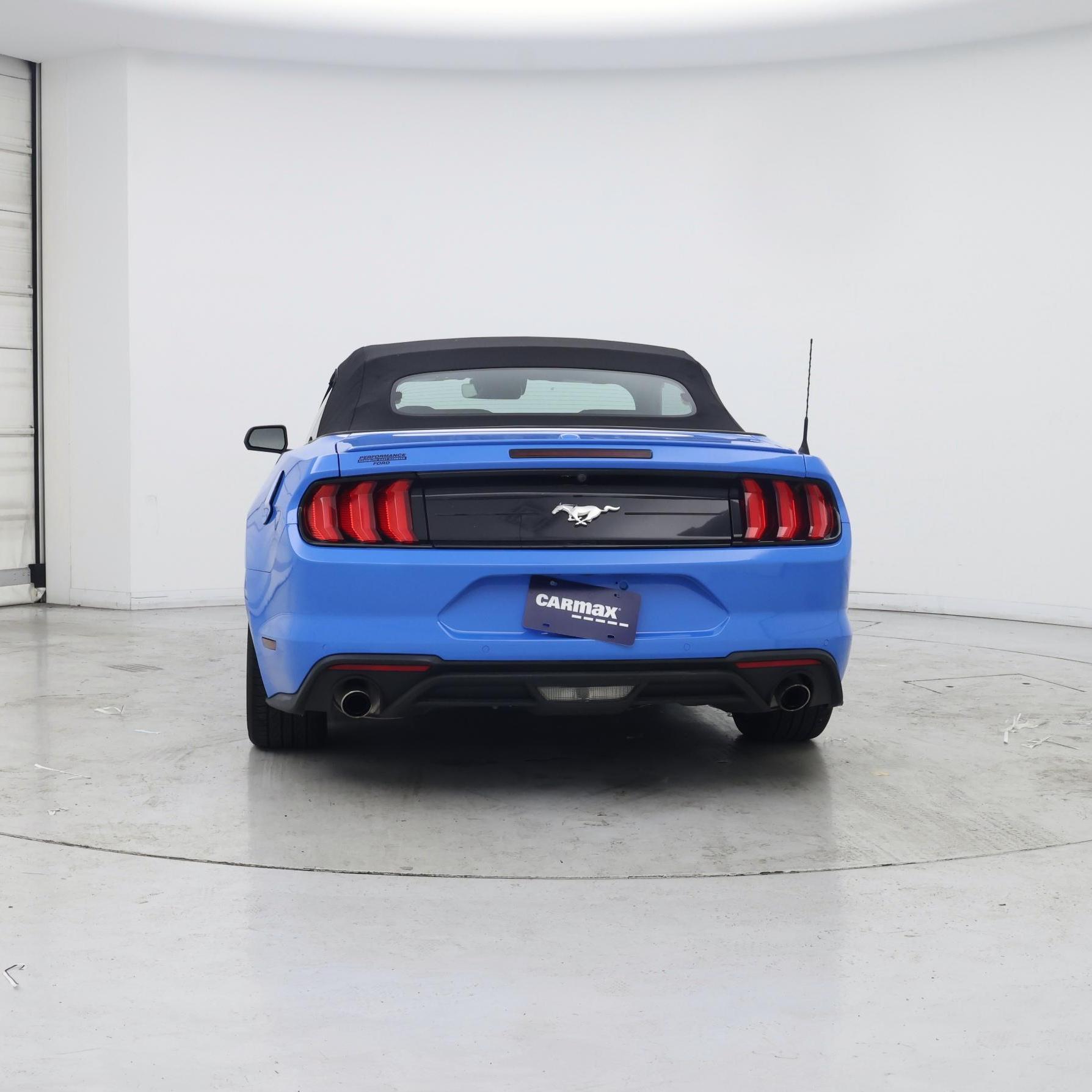 Thumbnail: 2022 Ford Mustang - 6